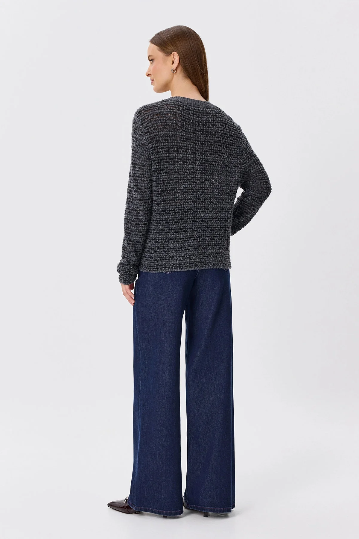 Джинсы Straight fit с контрастной отстрочкой, 44