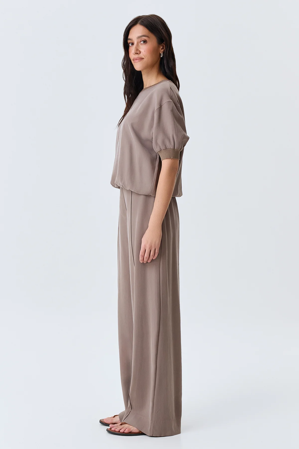 Брюки из вискозы с простроченными стрелками, 50