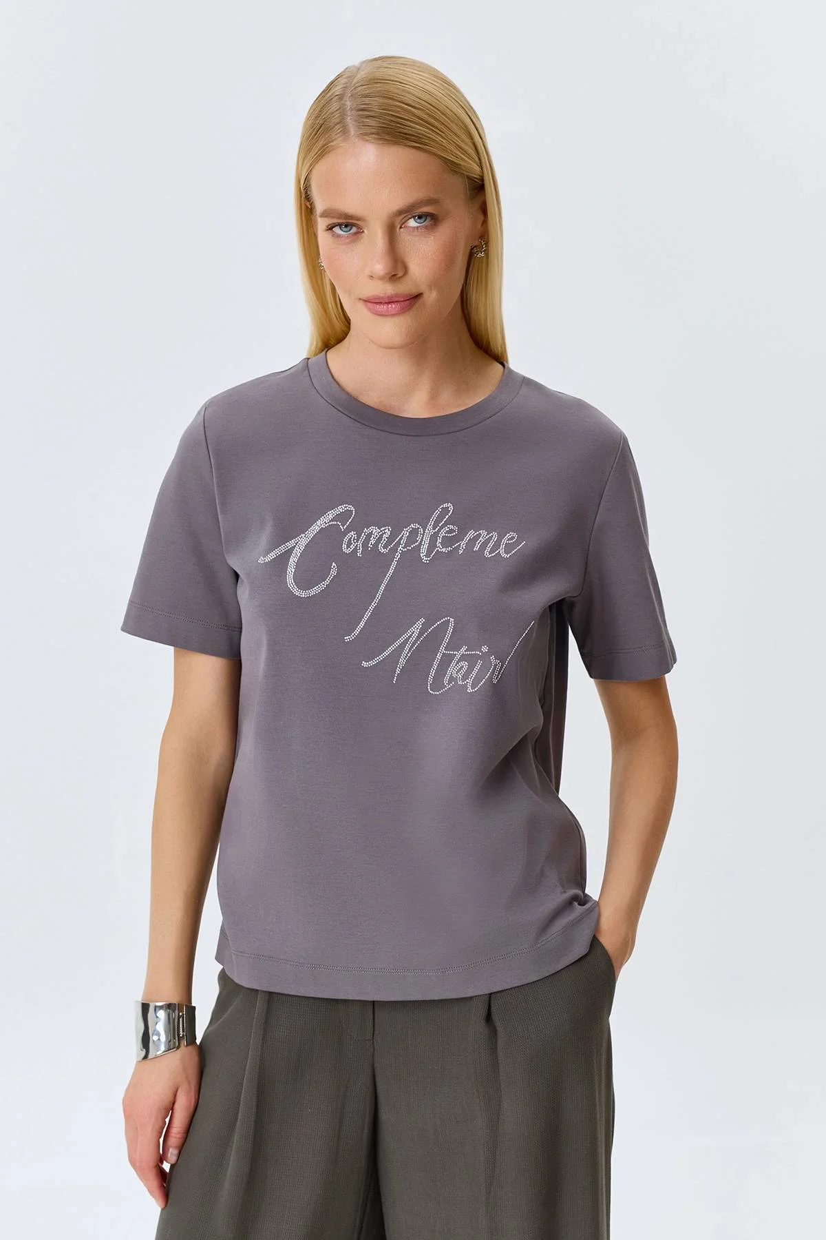 Футболка с принтом из страз, 46