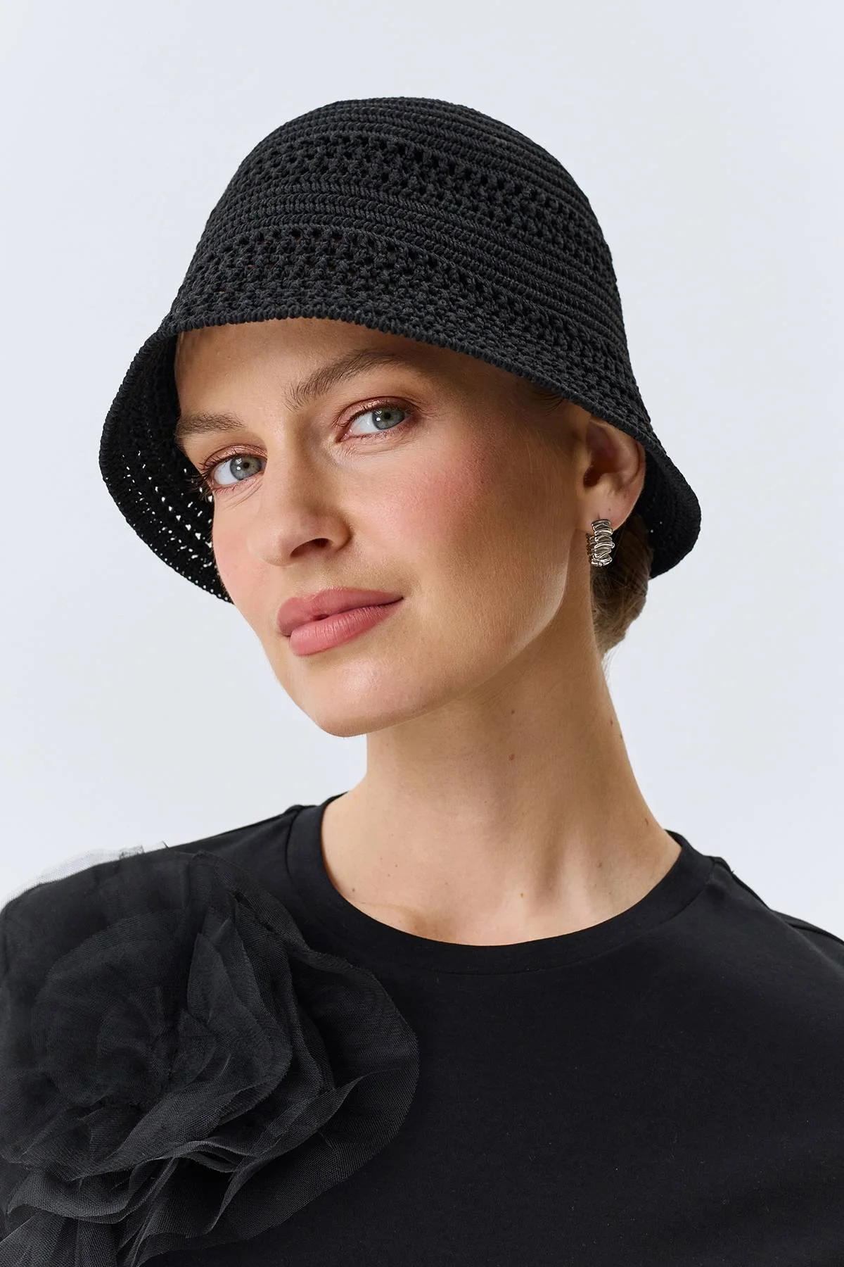 Летняя плетеная панама, One