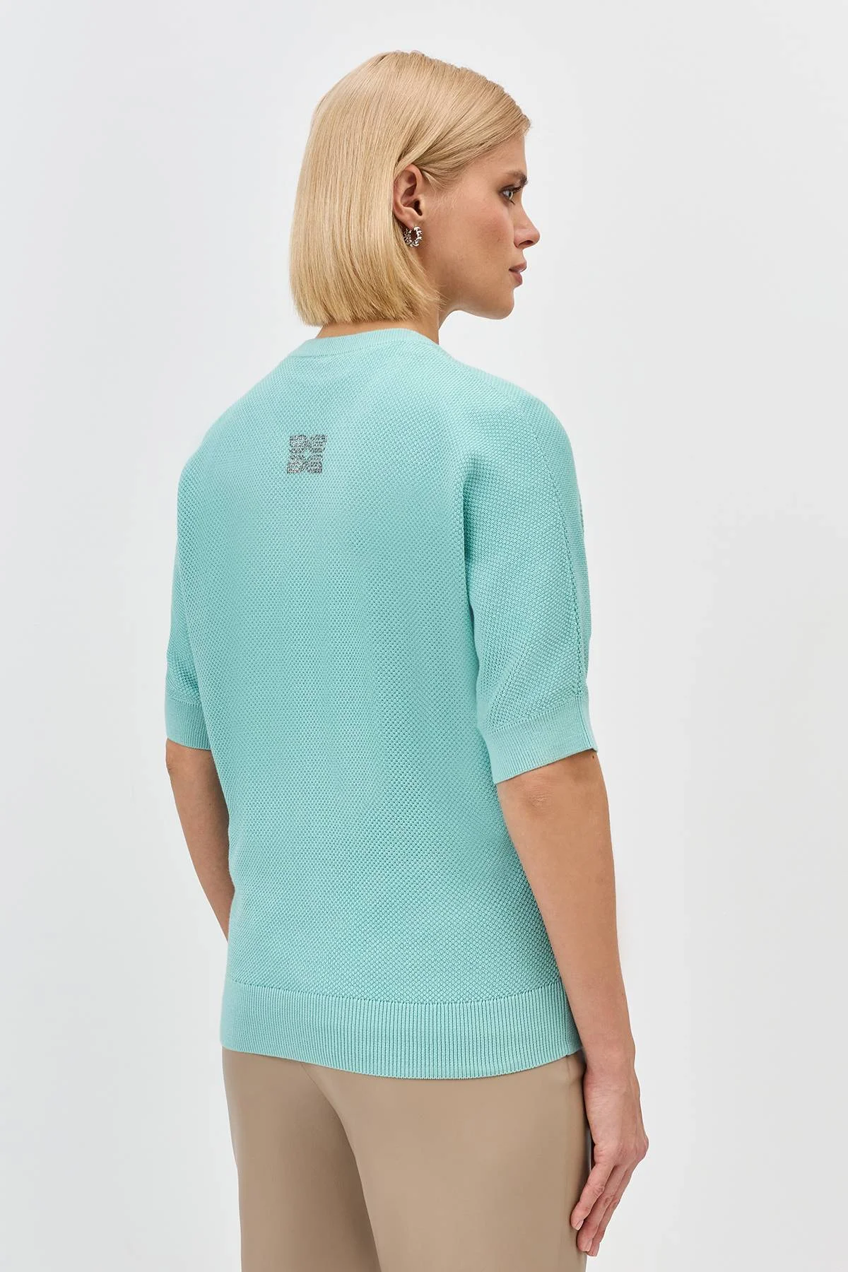 Лимитированая серия базовый джемпер с короткими рукавами и кремнем, 44 Лимитированая серия базовый джемпер с короткими рукавами и кремнем, 44