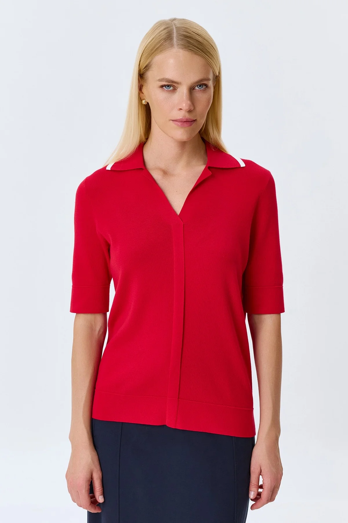 Яркий джемпер-поло, 44