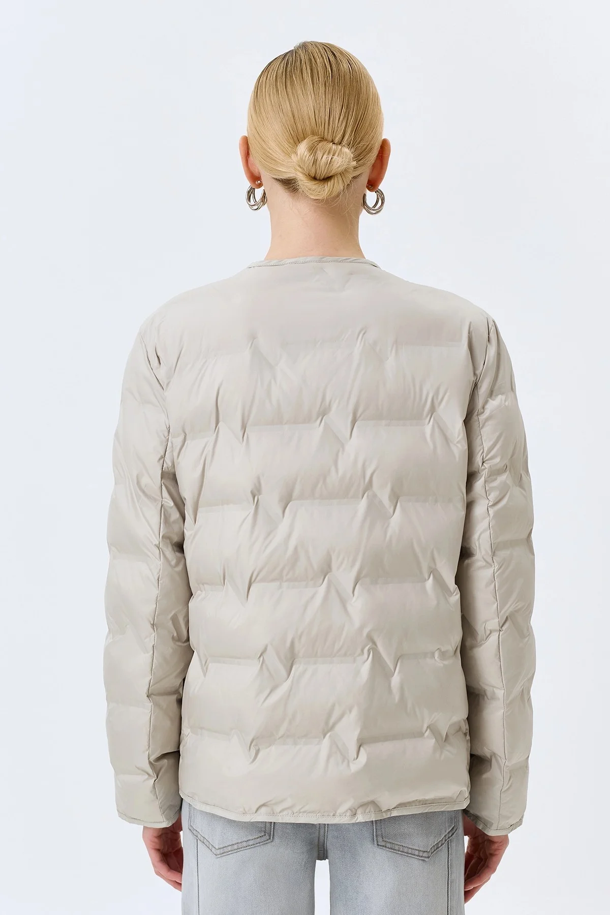 Стеганная куртка с шарфом, 50