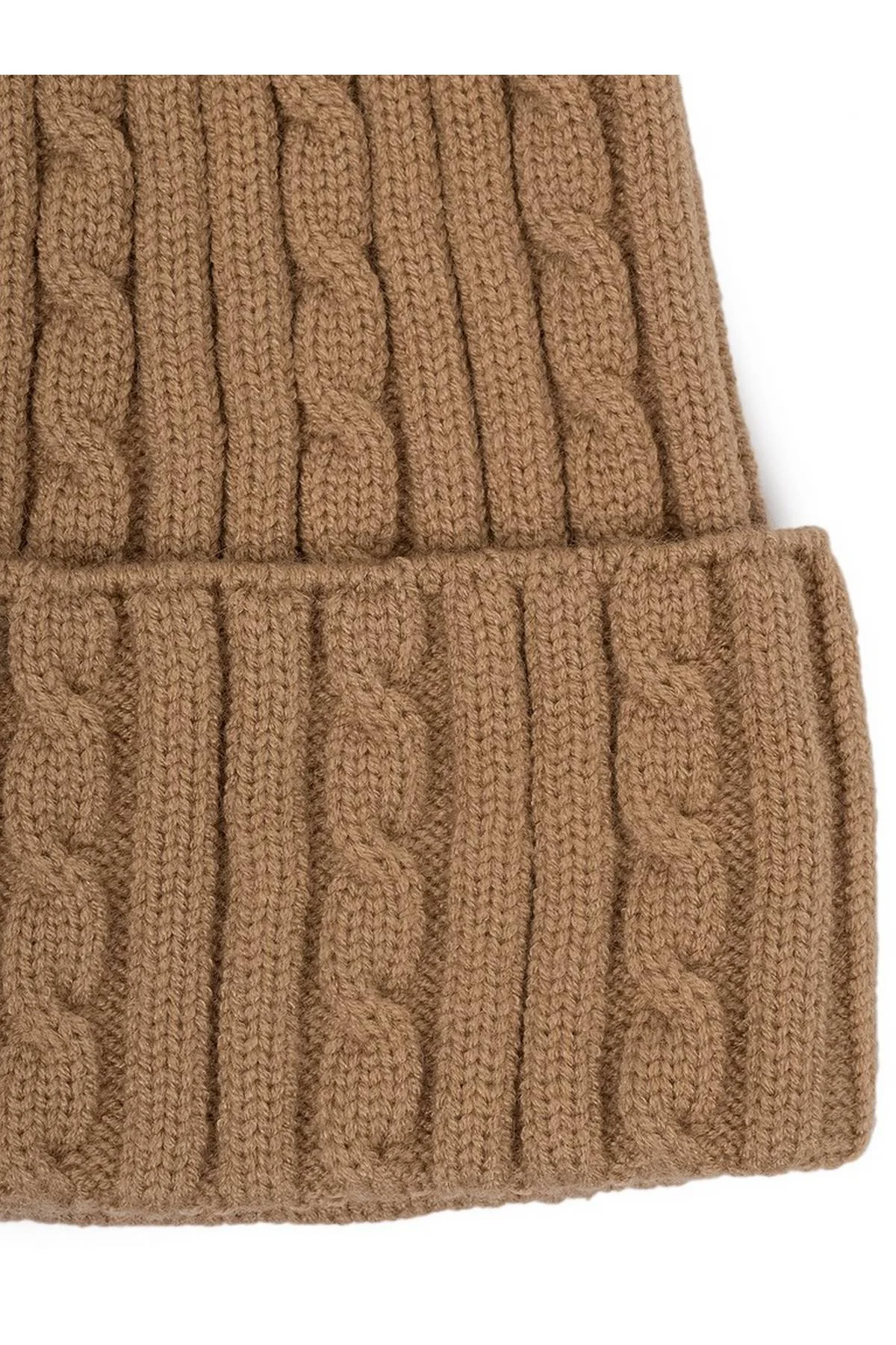 Шапка бежевая, One