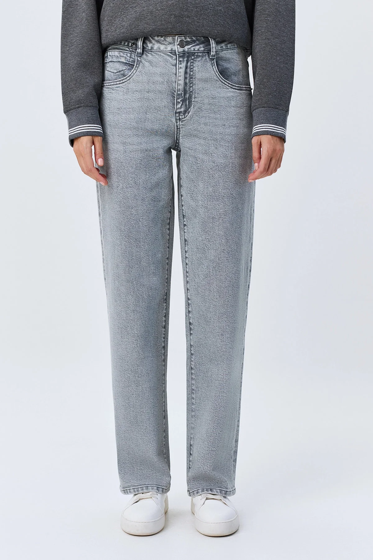 Светло-серые джинсы Straight fit, 52