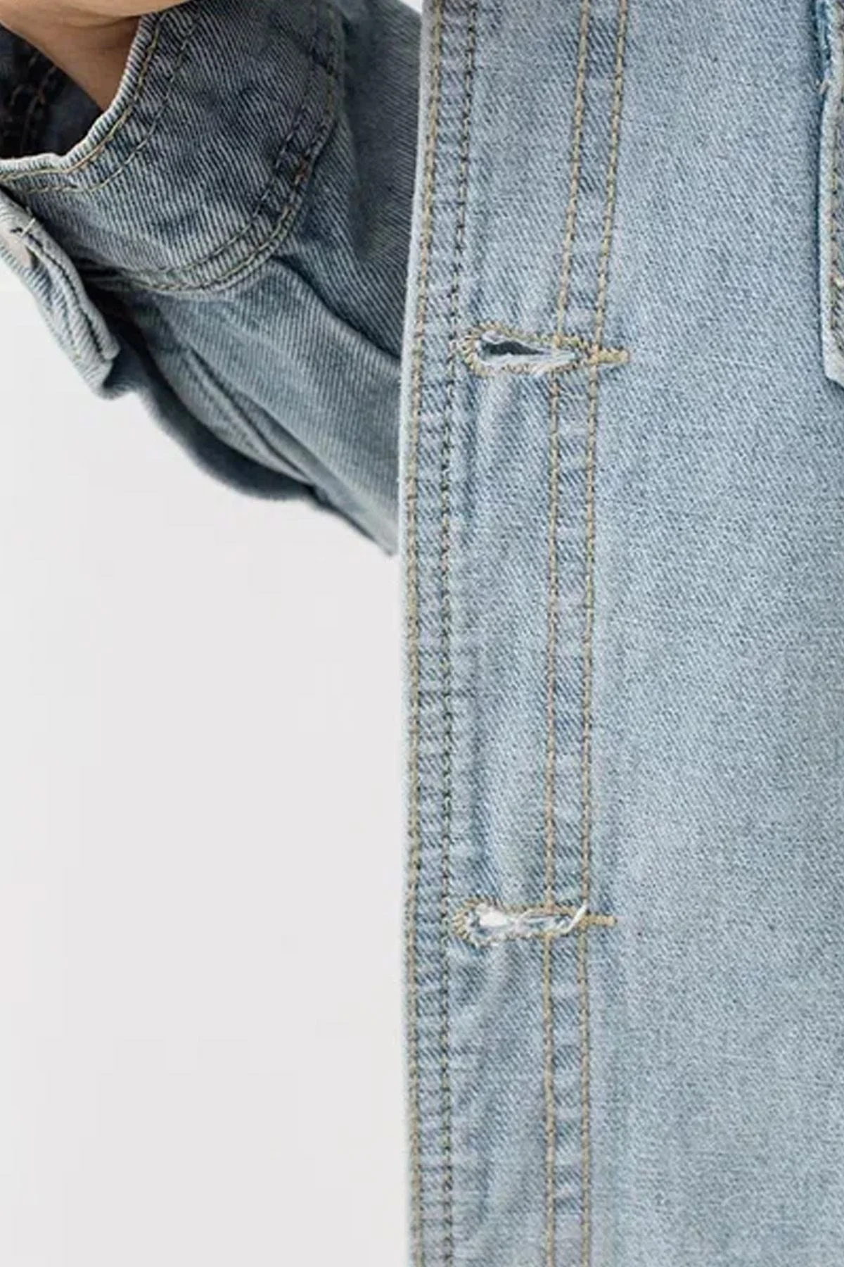 Джинсовый жакет с необработанным нижним краем, 42р