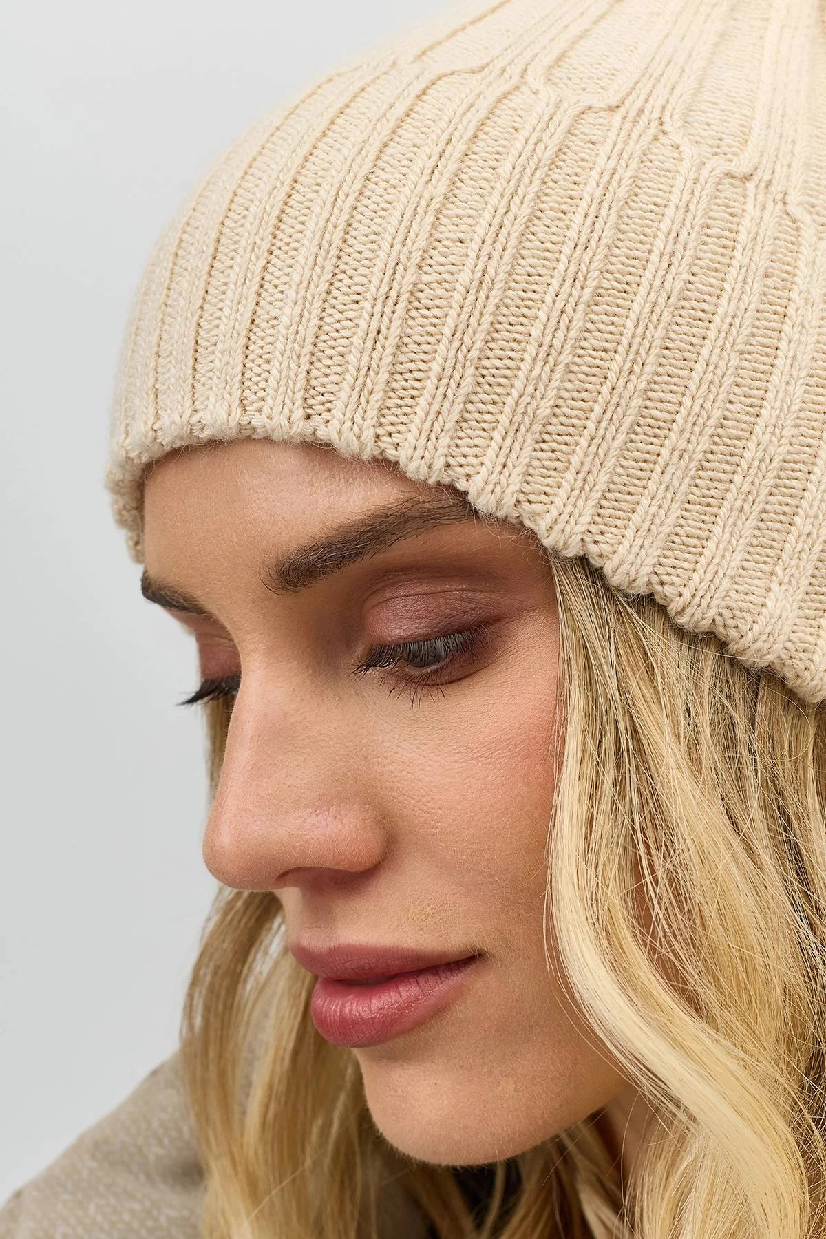 Шапка бини с имитацией отворота, One