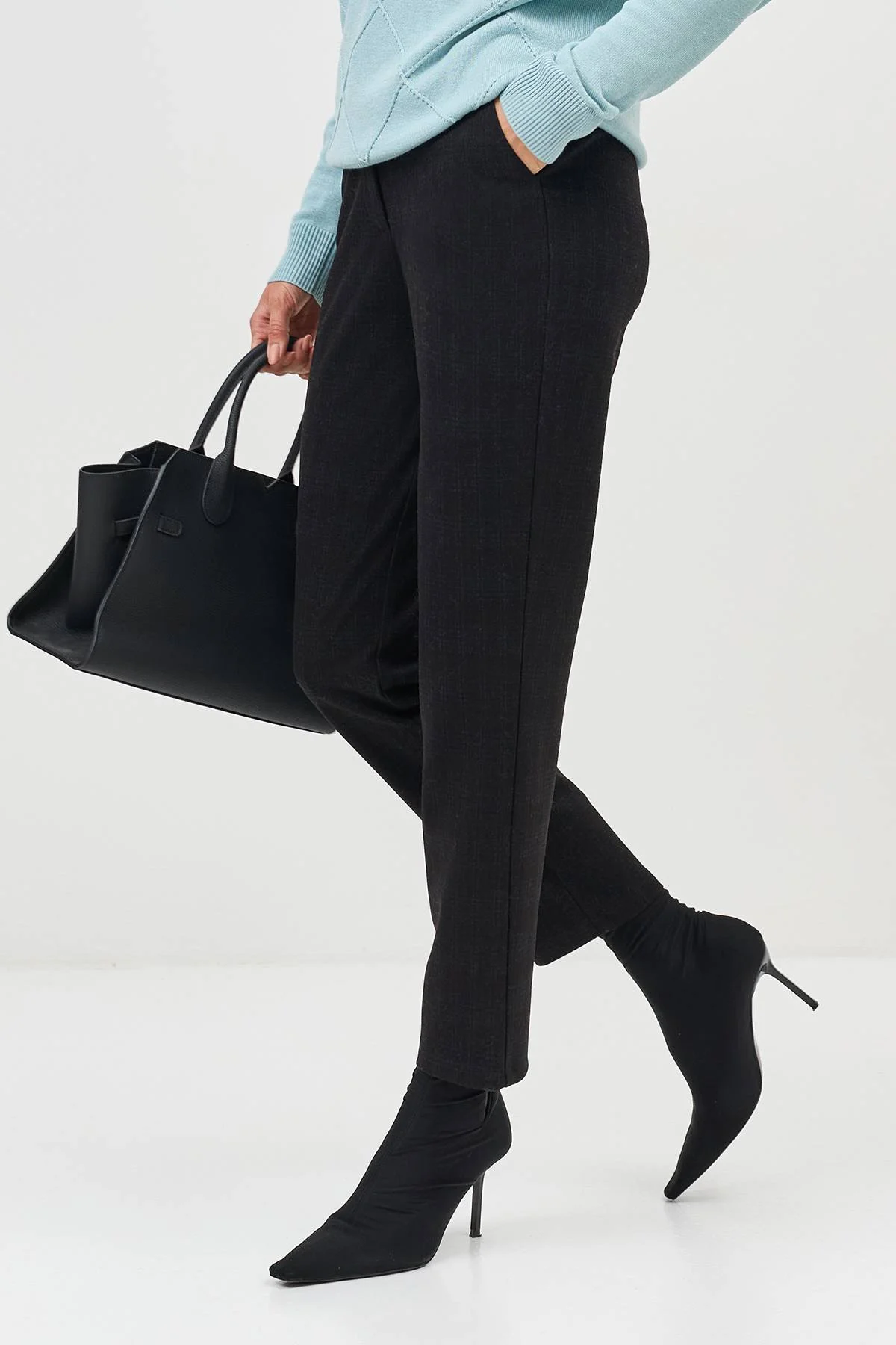 Лимитированная серия базовые утепленные брюки в клетку и ремень, 36 Лимитированная серия базовые утепленные брюки в клетку и ремень, 36