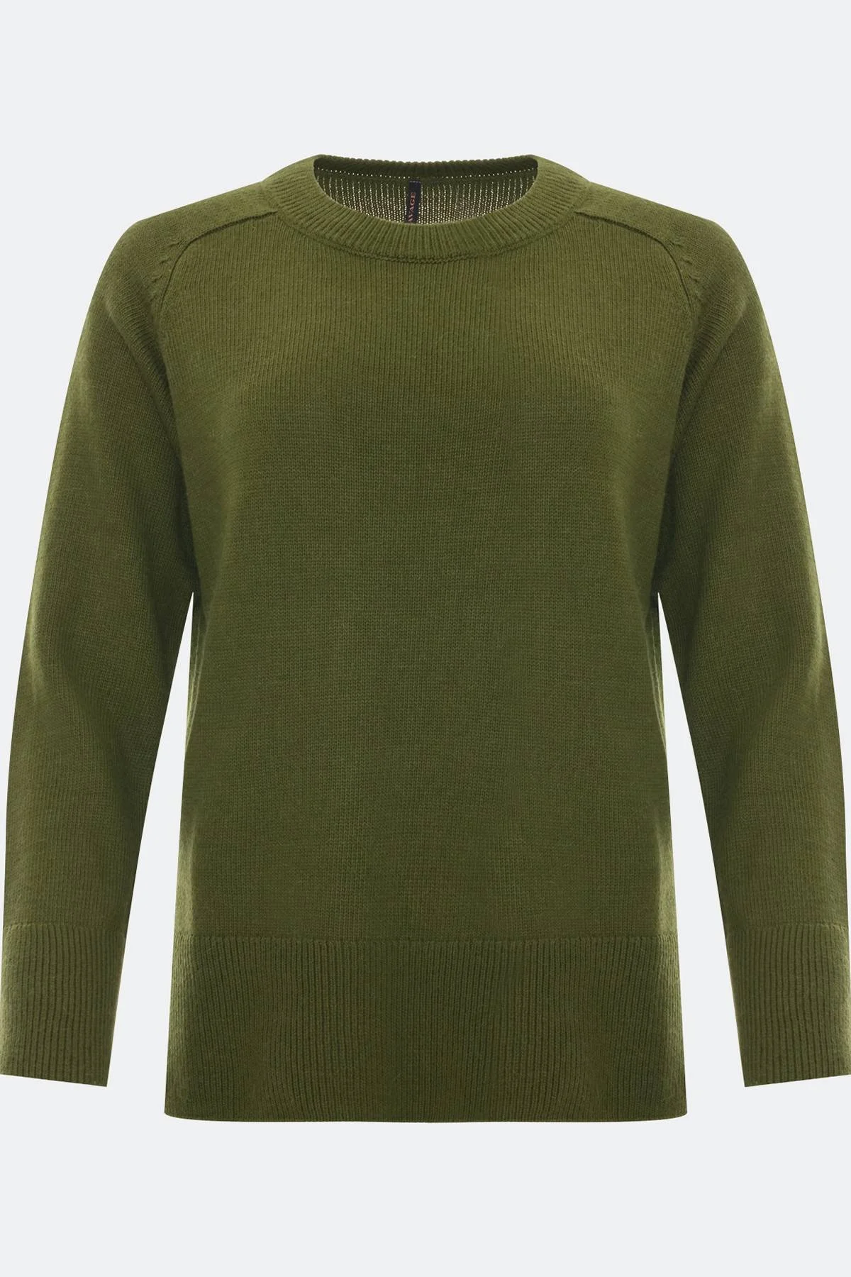 Яркий свитер с ангорой в составе, 42