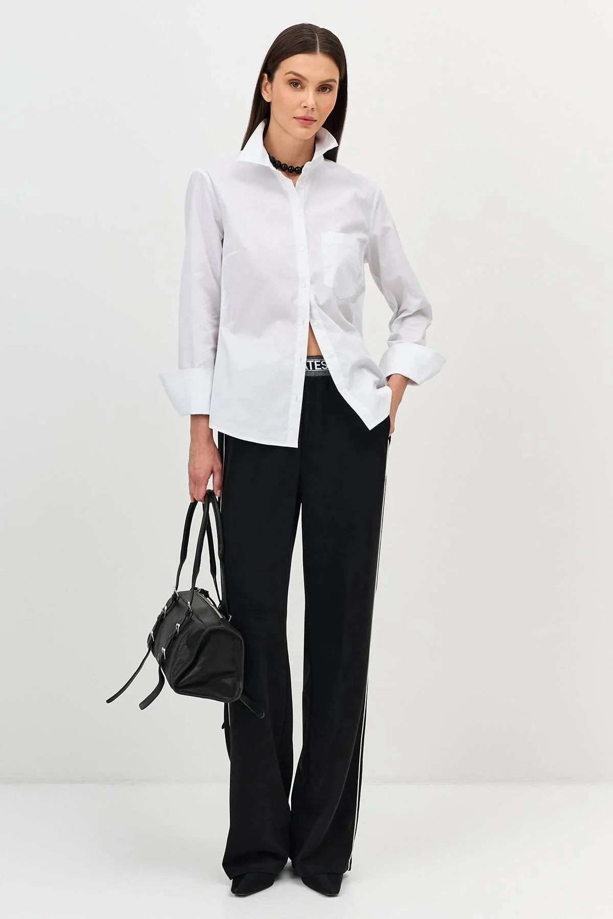 Приталенная рубашка в белом цвете, 36