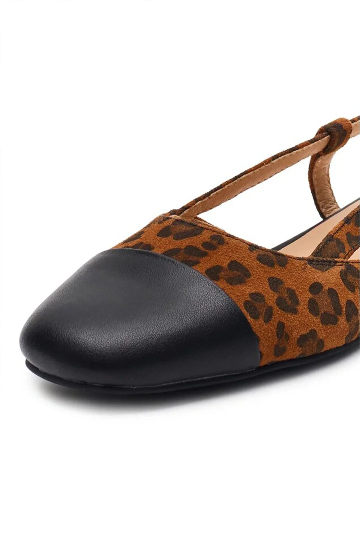 Туфли из натуральной кожи с анималистичным принтом, 39р