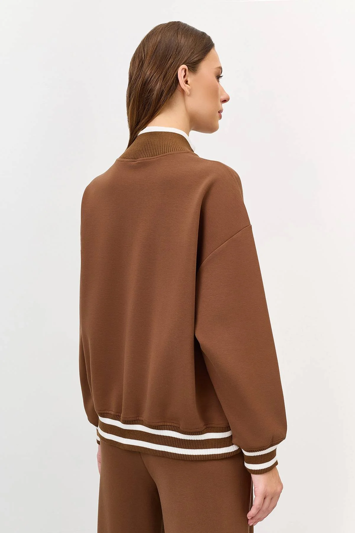 Лимитированная серия джемпер с короткой молнией и ремень, 42