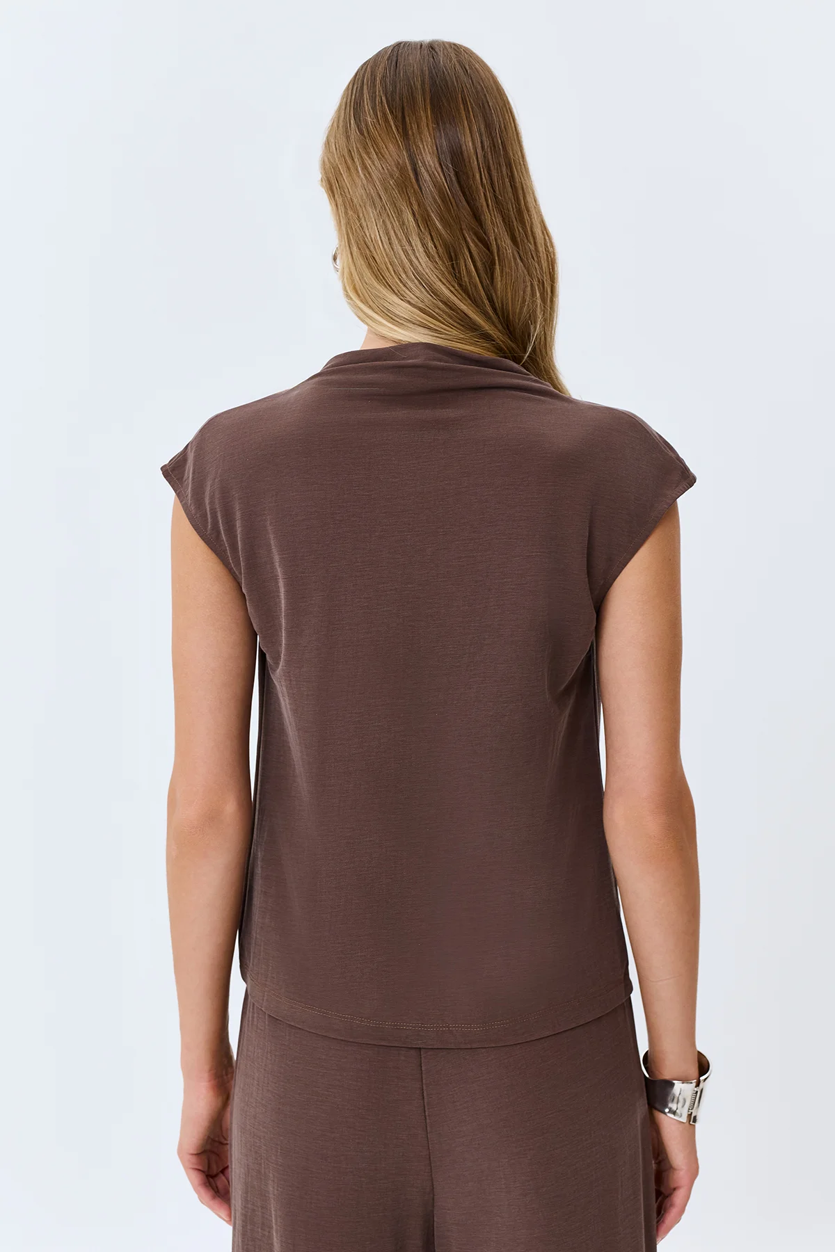 Топ из модала с мягкой горловиной, 50