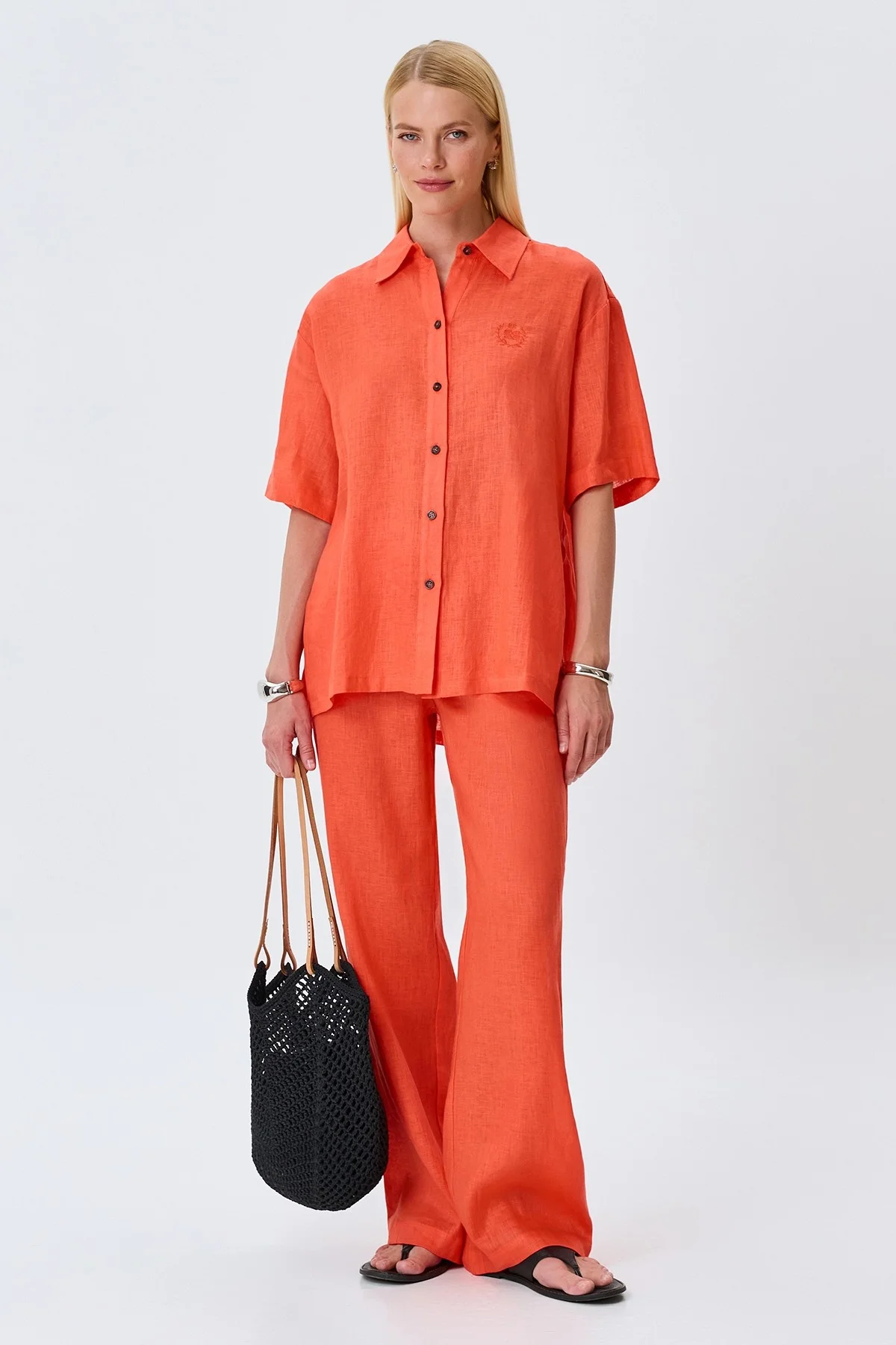 Ажурная вязаная сумка с косметичкой, One