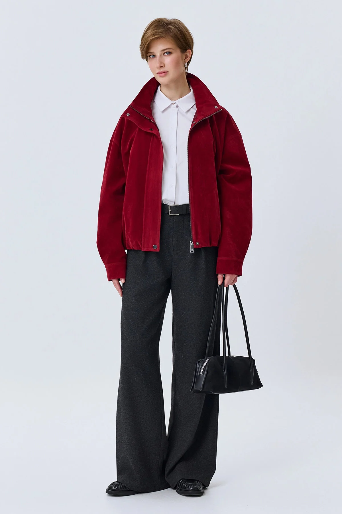 Oversize бомбер из искусственной замши, темно-красный, 50