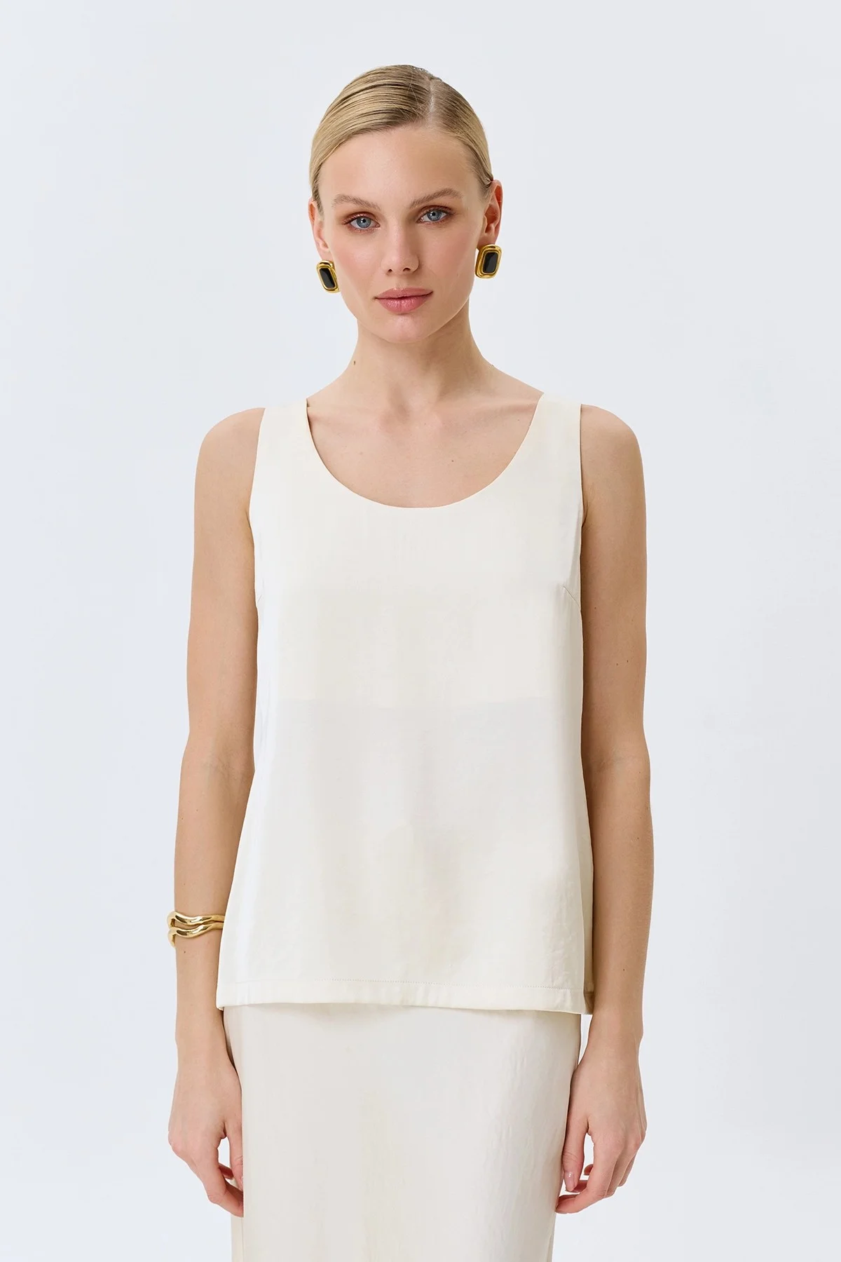 Белый свободный сатиновый топ, 42