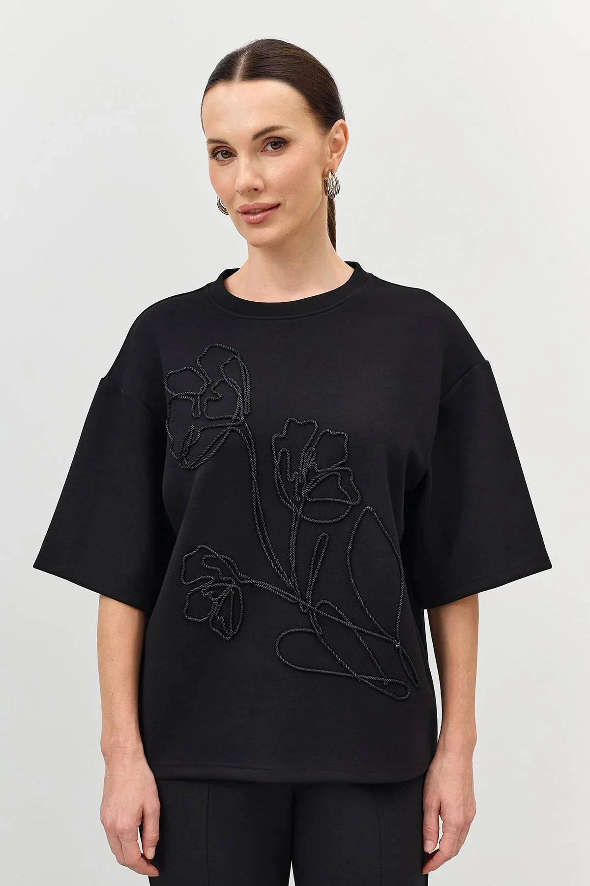 Лимитированная серия джемпер с  вышивкой и ремень, 44