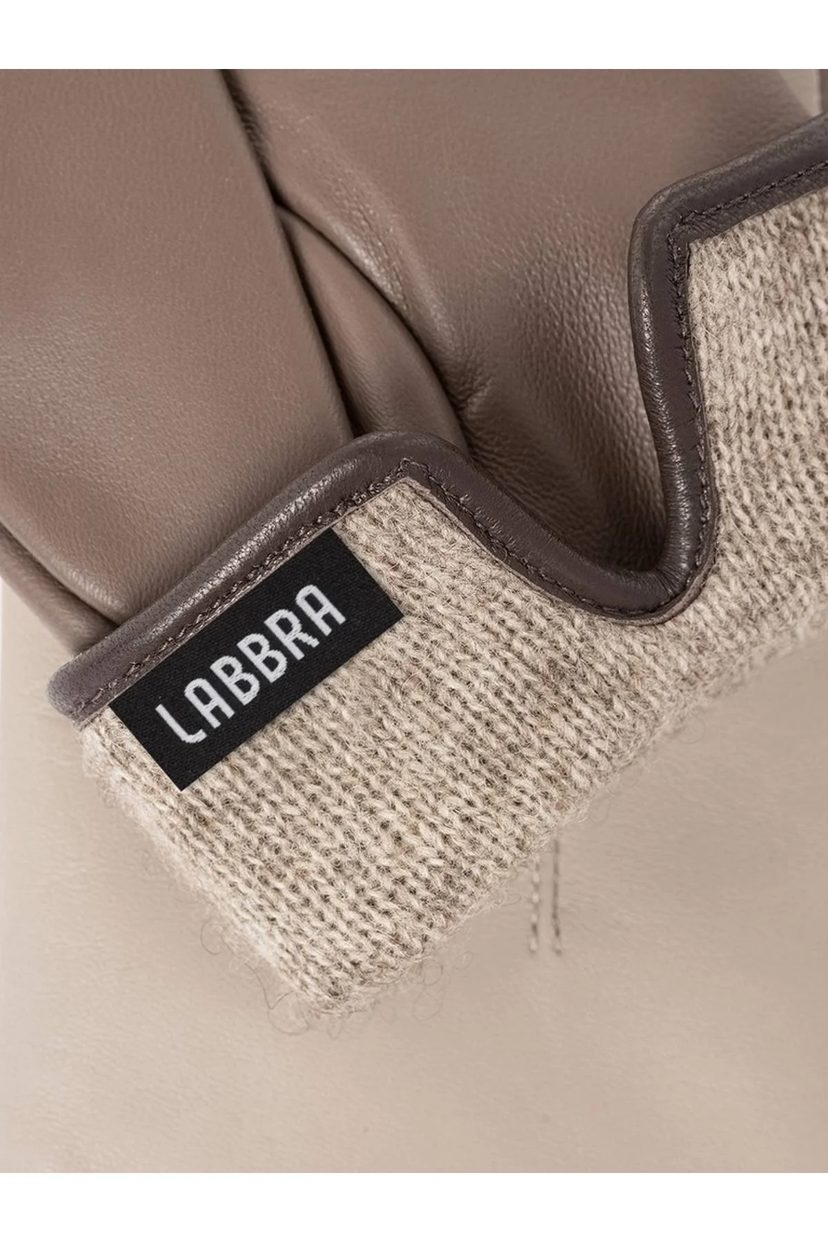 Перчатки бежево-коричневые, 7,5