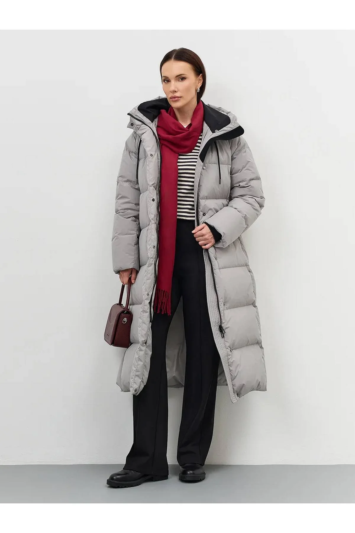 Лимитированная серия длинный пуховик на натуральном утеплителе и палантин, 48