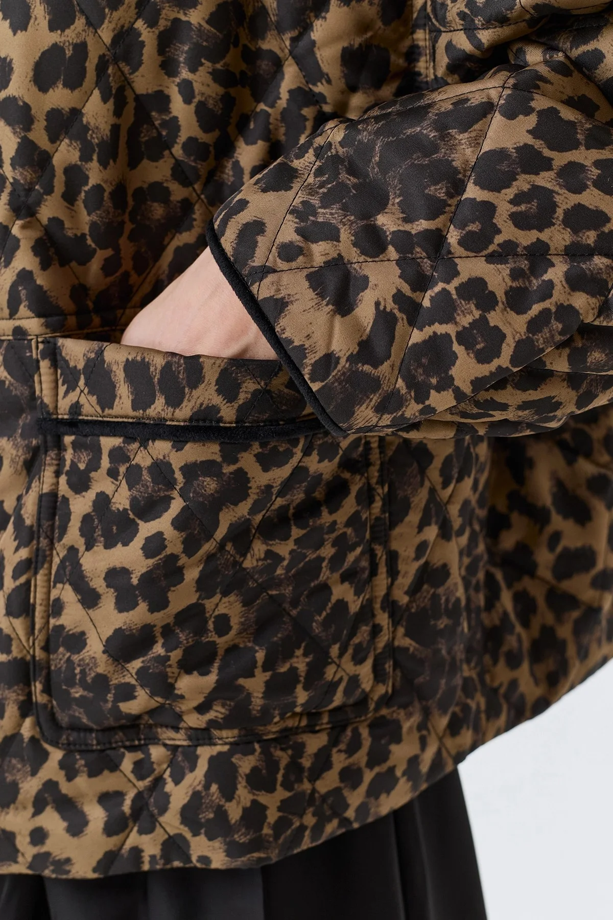 Куртка с анималистичным принтом, 44