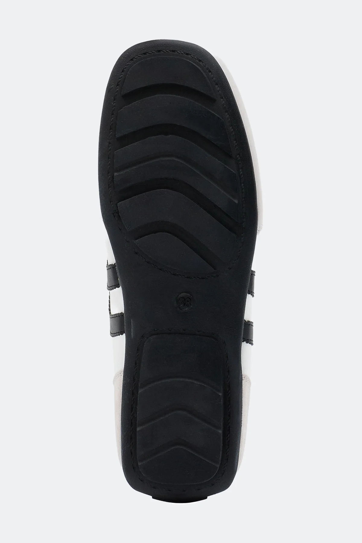 Комбинированные кроссовки с контрастными деталями, 36