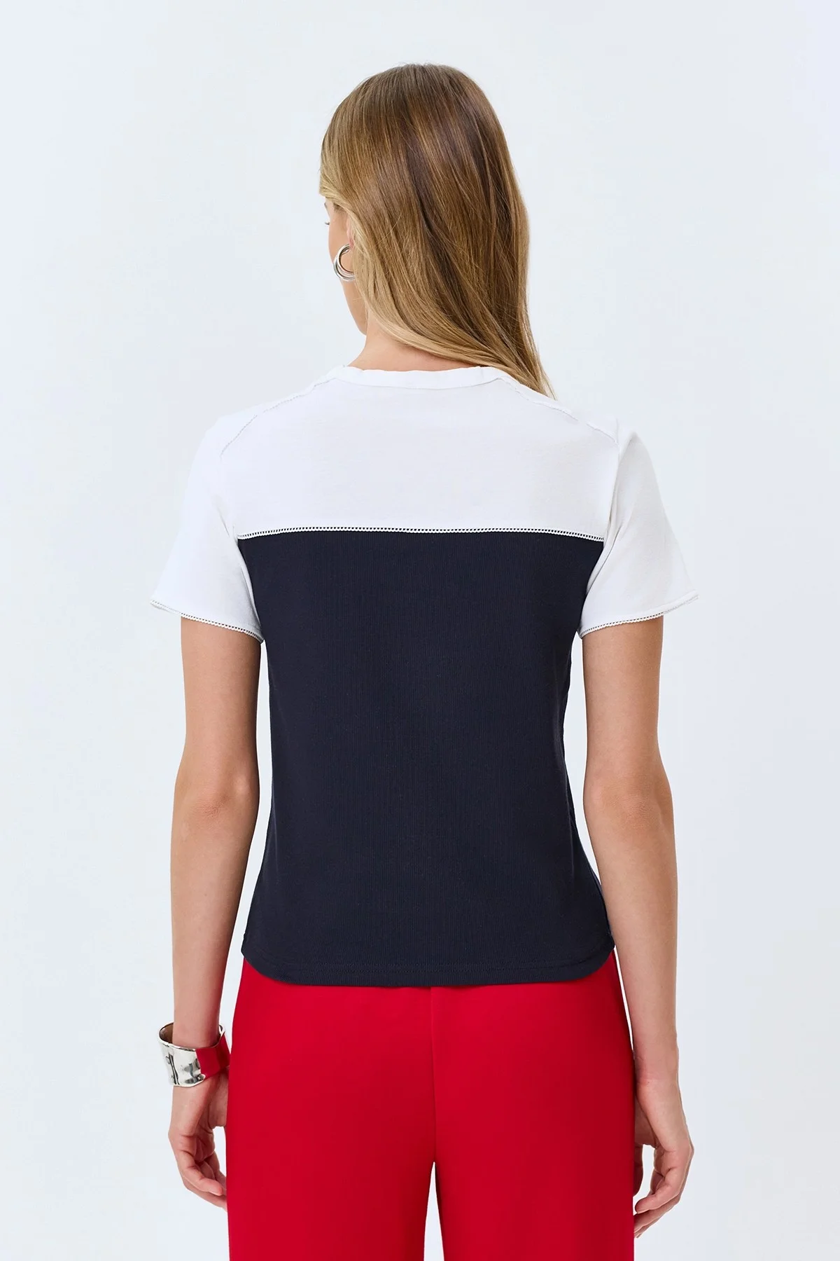 Комбинированная футболка с кокеткой, 46