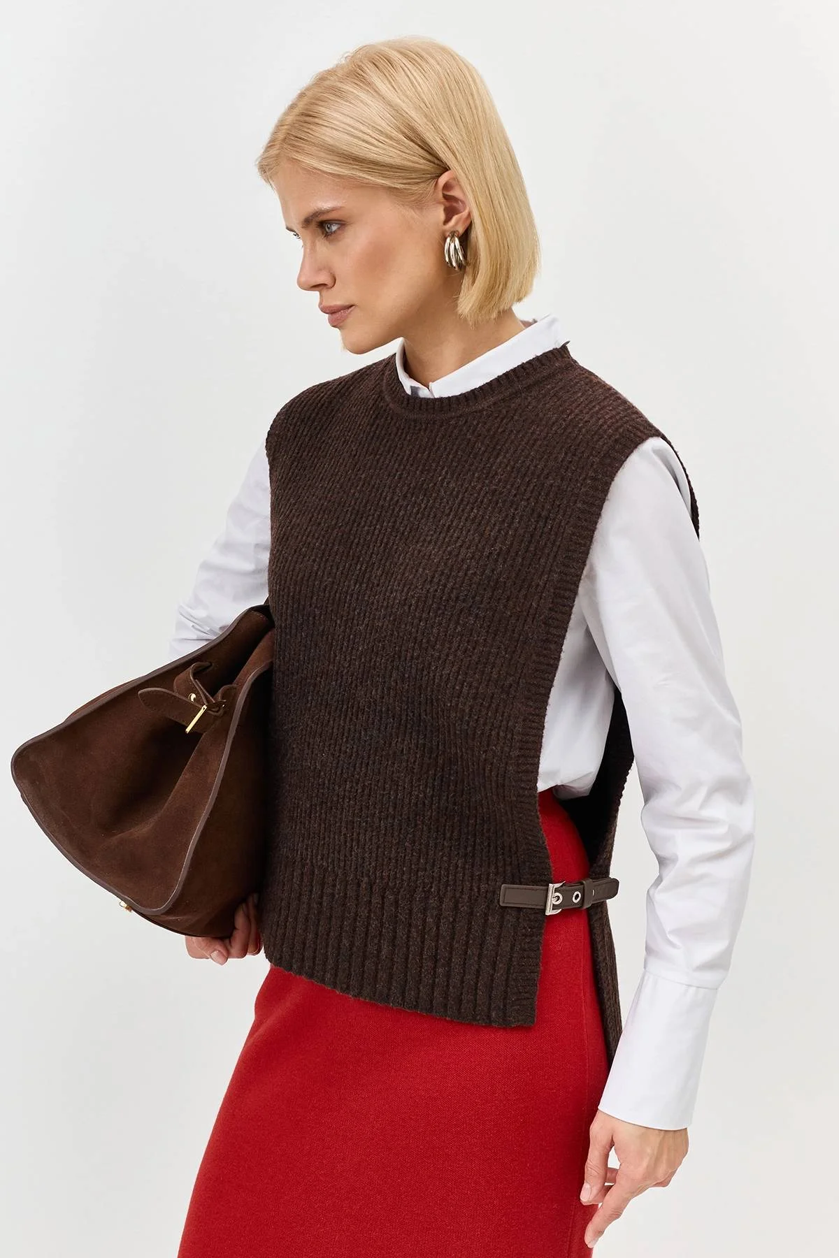 Лимитированная серия вязаный жилет в цвете Мокко с ремнем, 38