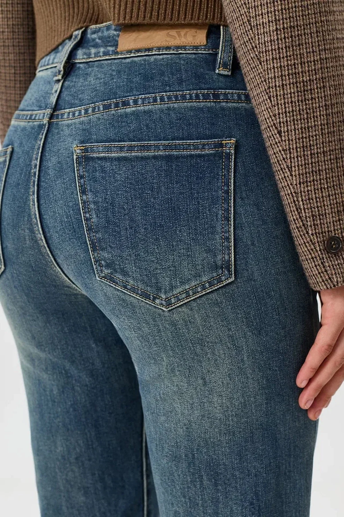 Джинсы Boot cut с застроченными стрелками, 42