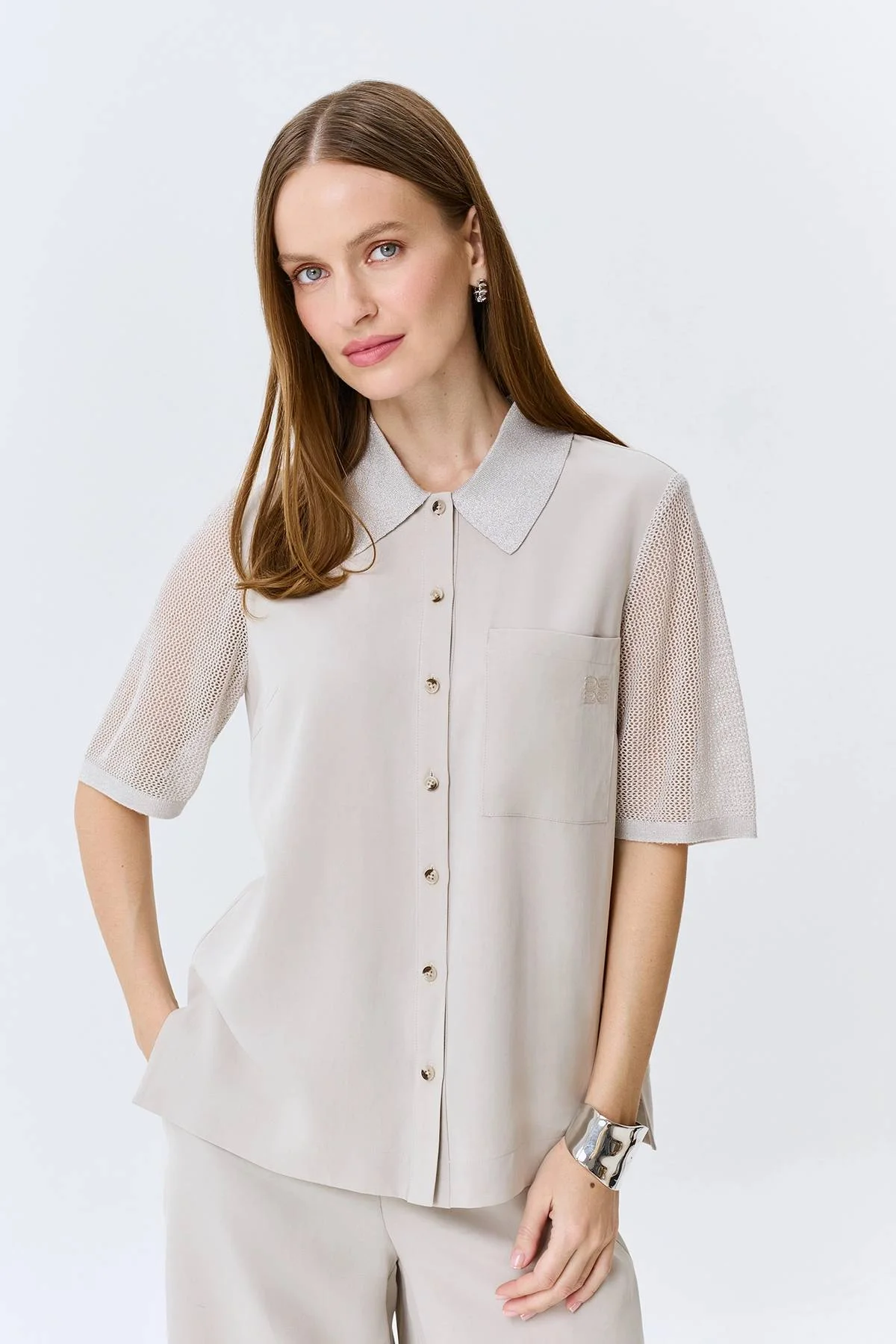 Свободная блузка с ажурными рукавами, 46