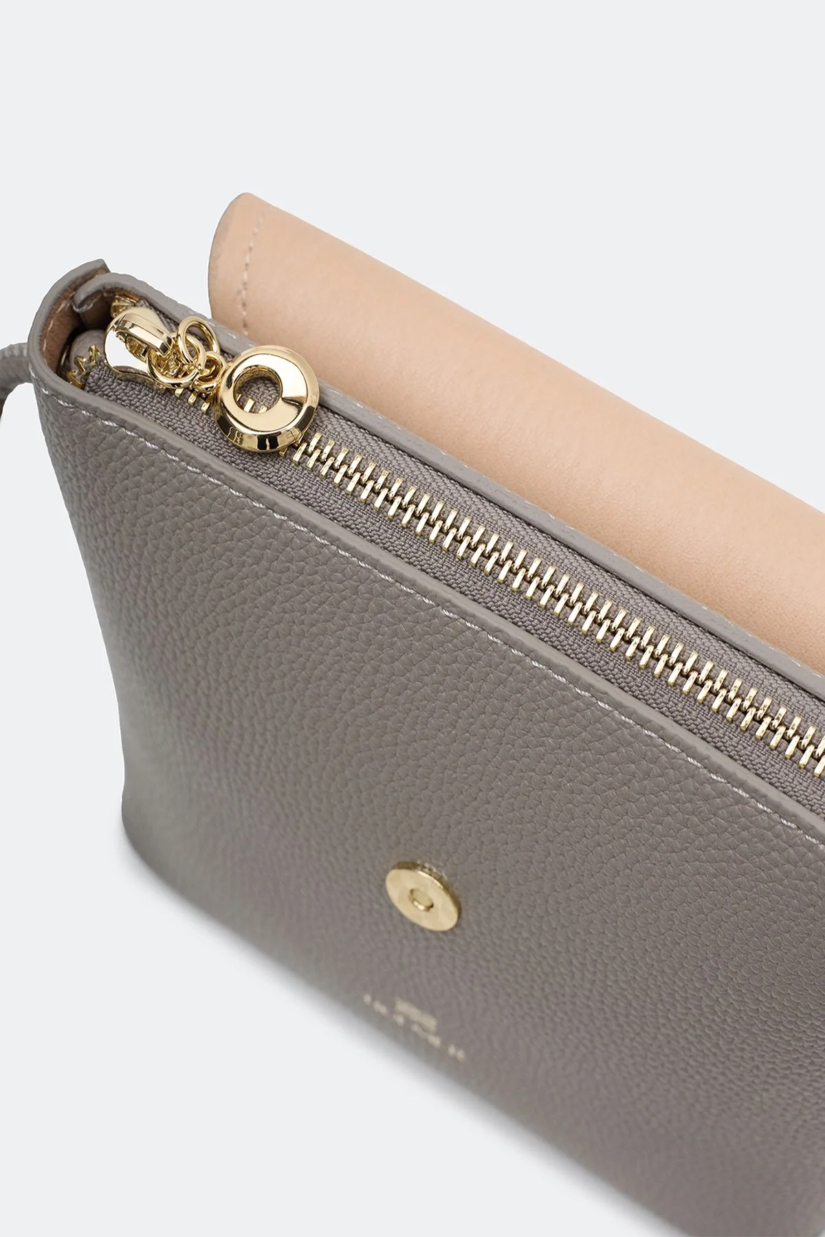 Сумка-шоппер из натуральной кожи с косметичкой, One