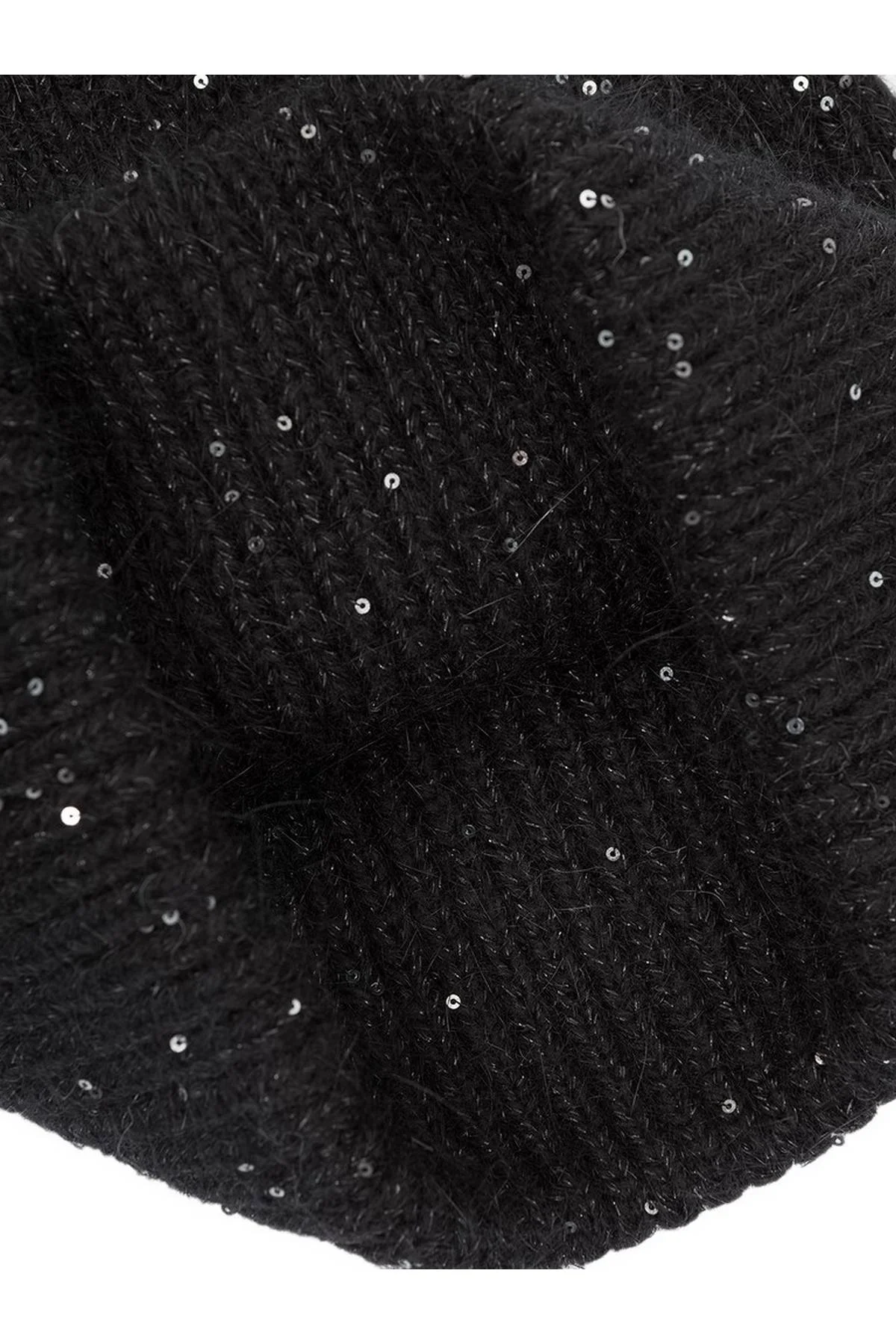 Шапка черныя, One