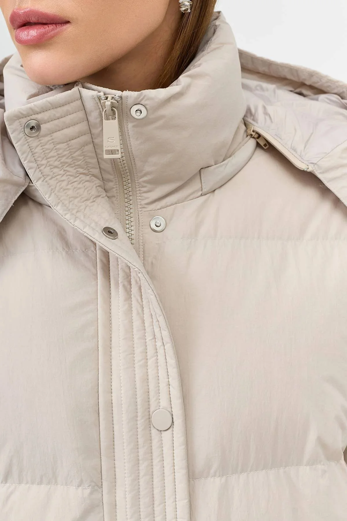 Пуховик с варежками светло-серый, 50