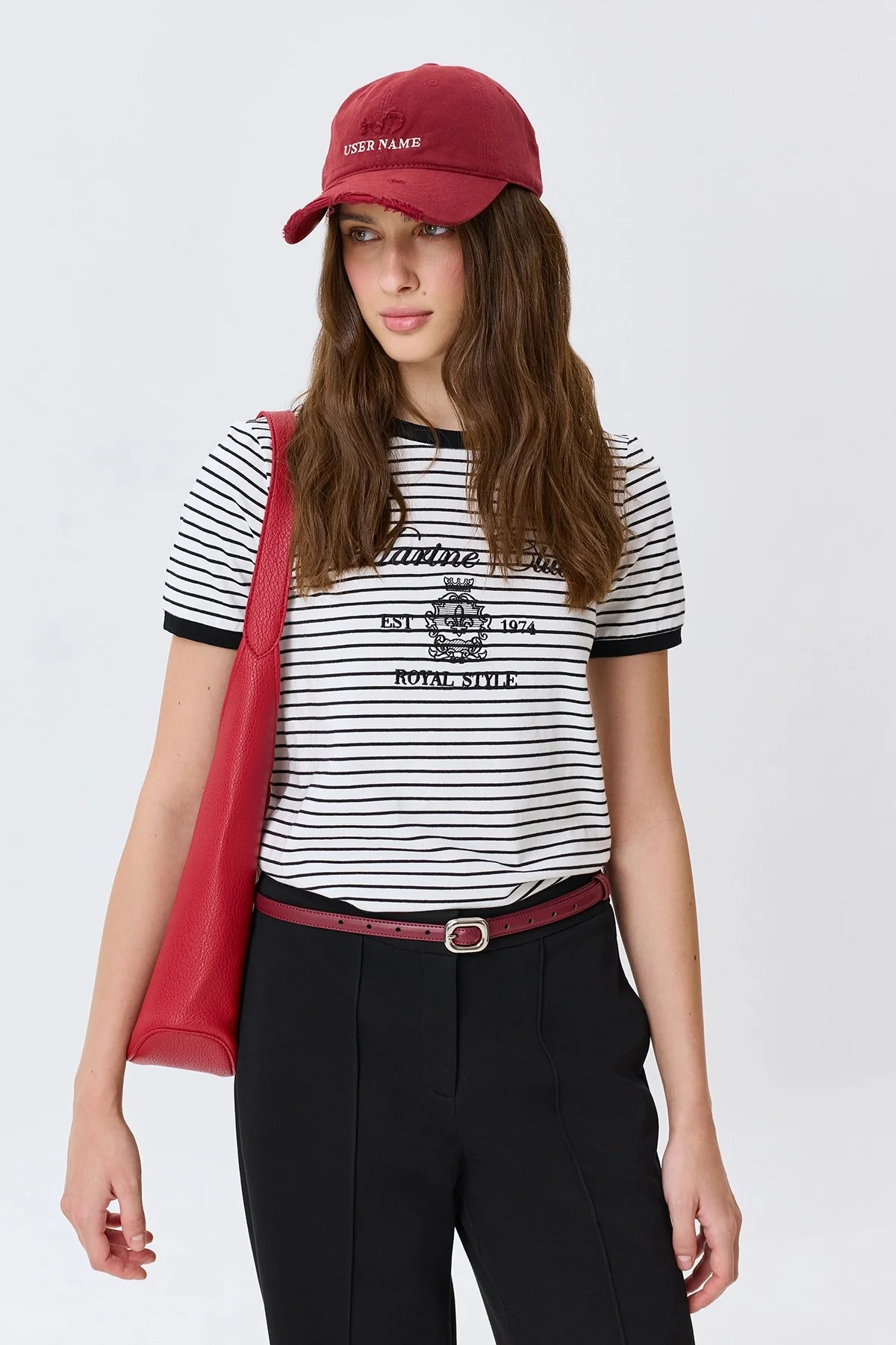 Футболка в полоску с вышивкой, 42