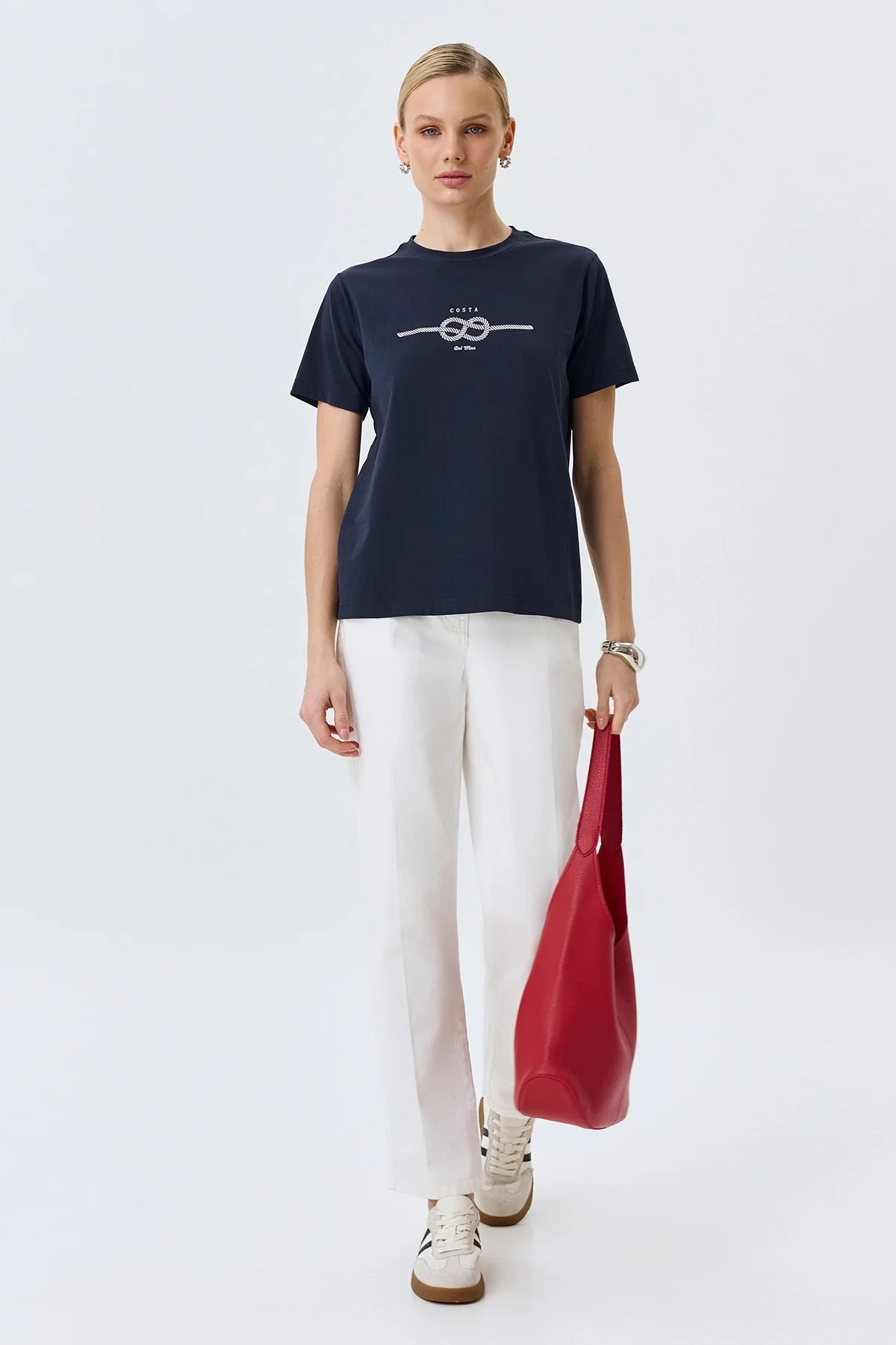 Футболка с деликатным принтом, 42