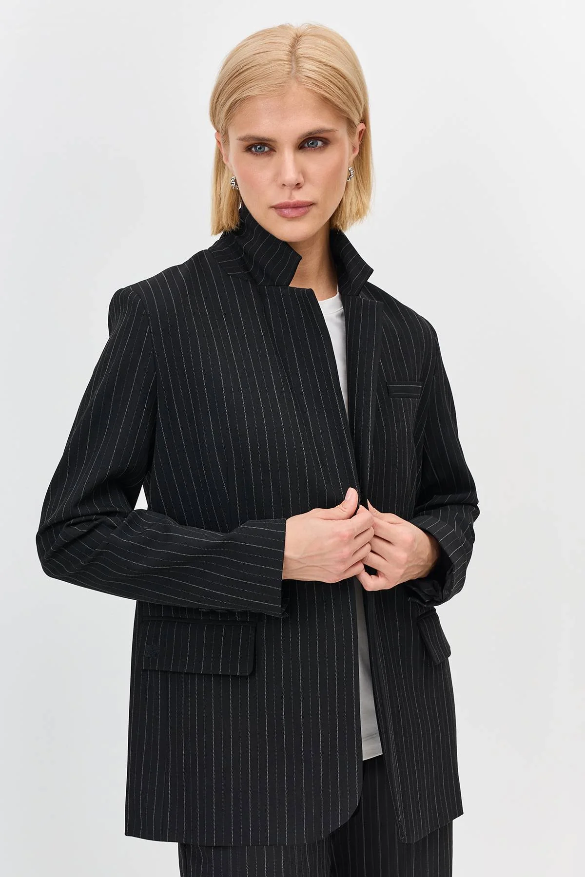 Лимитированая серия классический блейзер в полоску с ремнем, 42