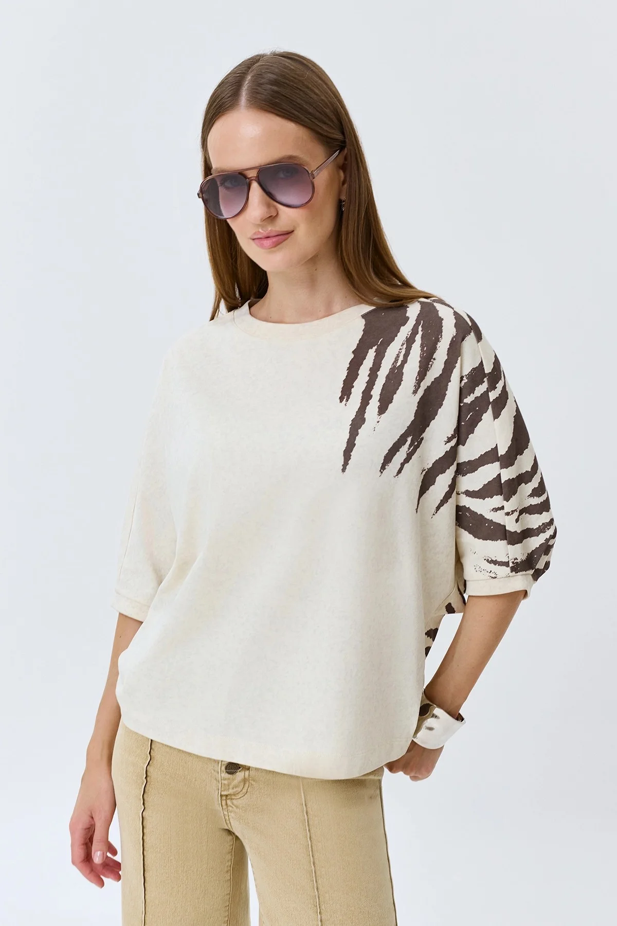 Джемпер с анималистичным принтом, 42