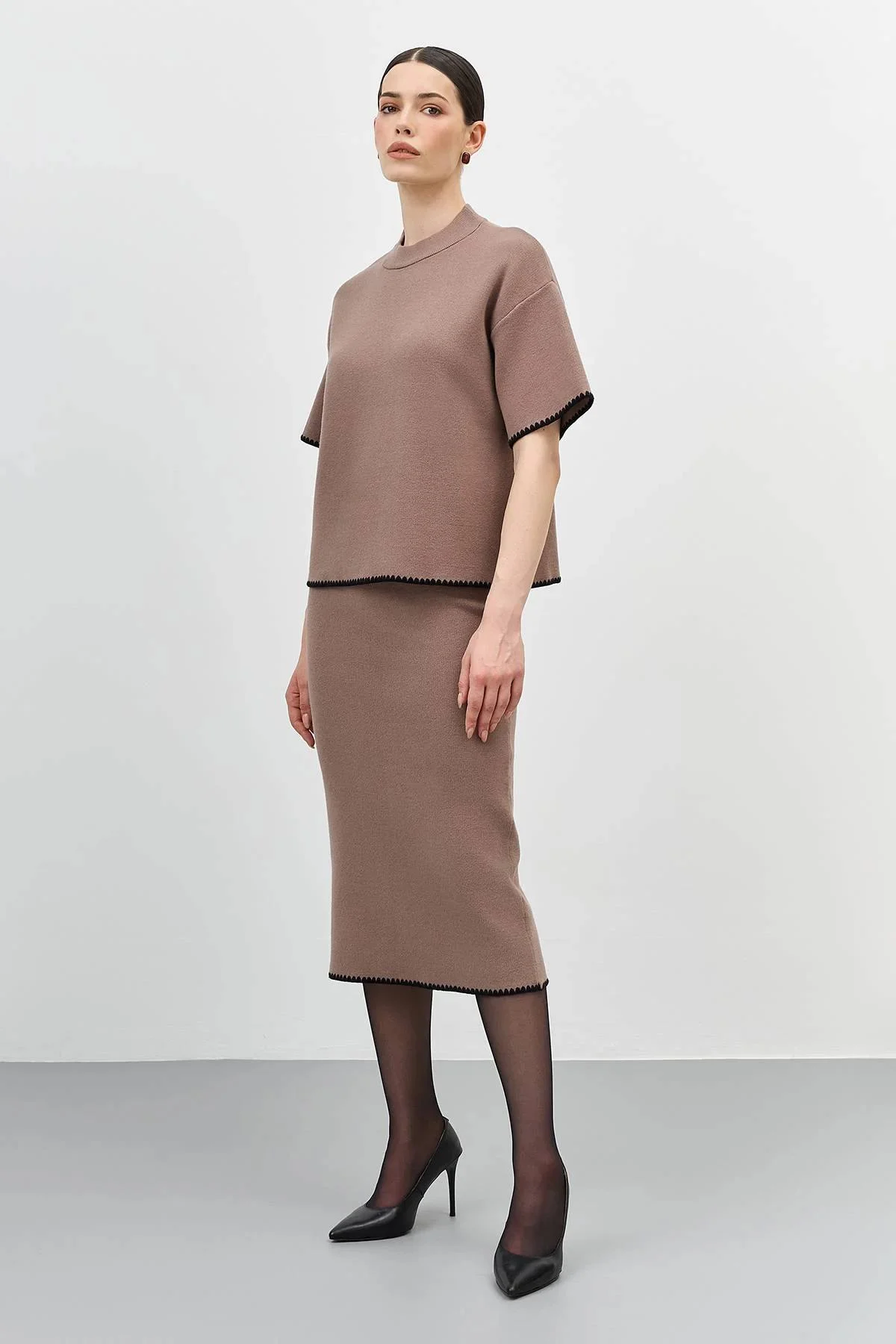 Свободный джемпер с коротким рукавом, 48