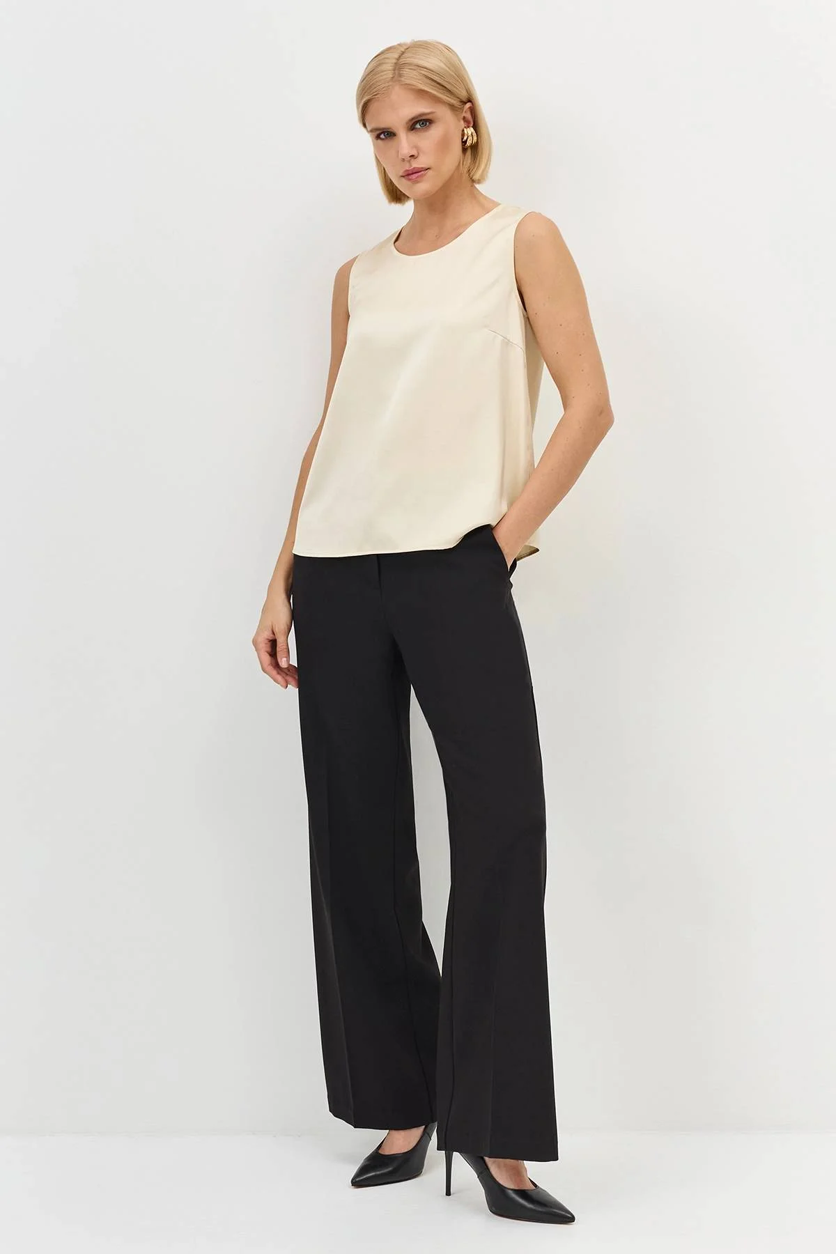 Лимитрированная серия широкие брюки с мягкими стрелками и ремень, 38