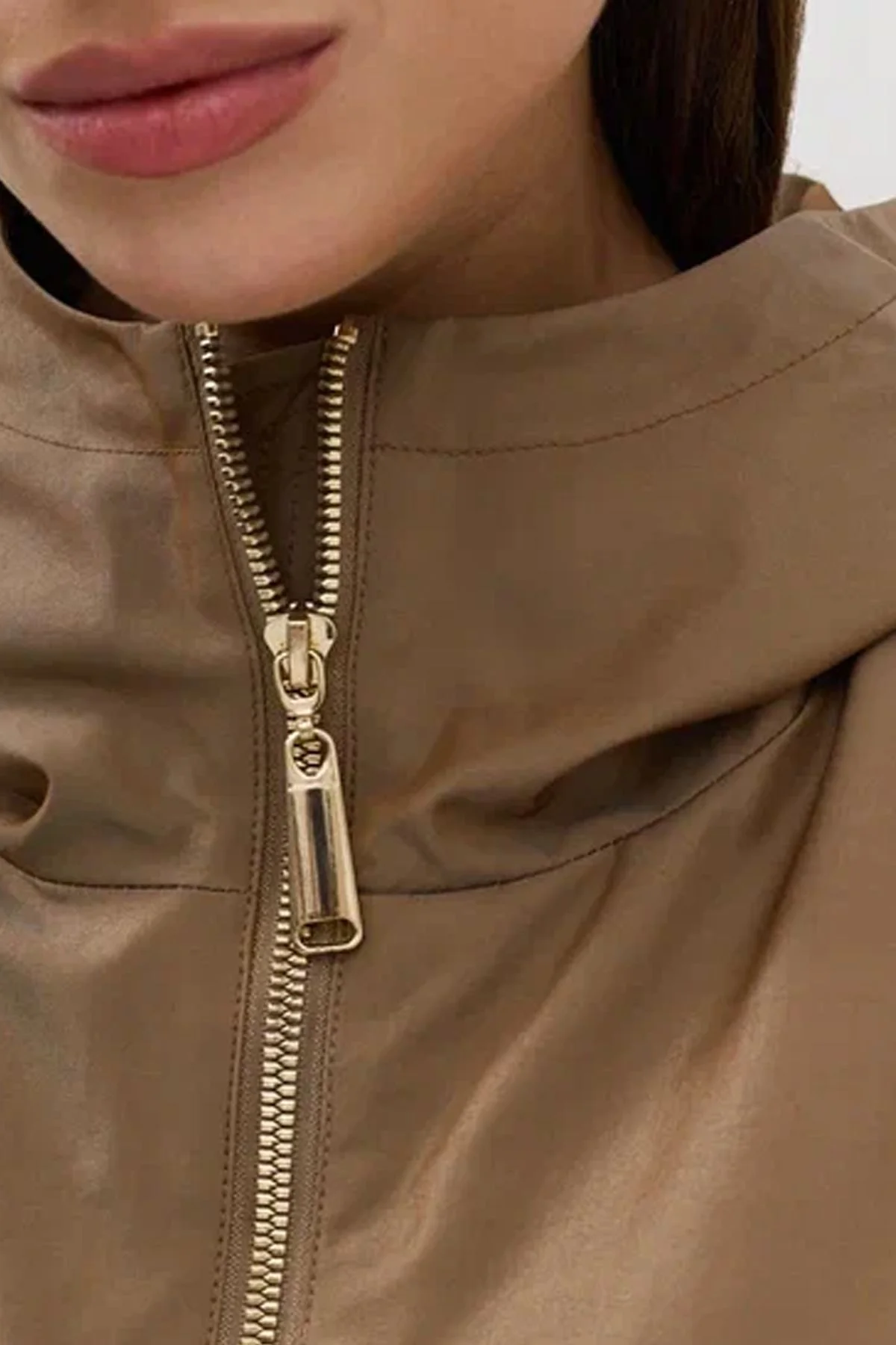 Ветровка в минималистичном стиле свободного силуэта, 50р