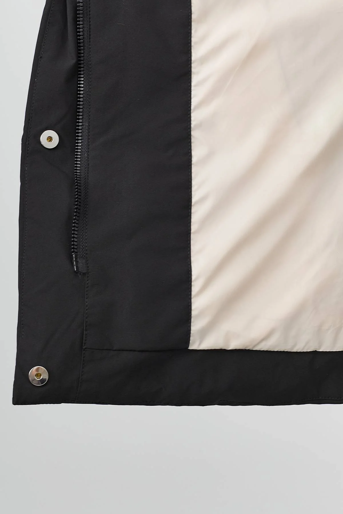 Лимитированная серия Приталенная куртка с хлястикомс палантином, 46 Лимитированная серия Приталенная куртка с хлястикомс палантином, 46