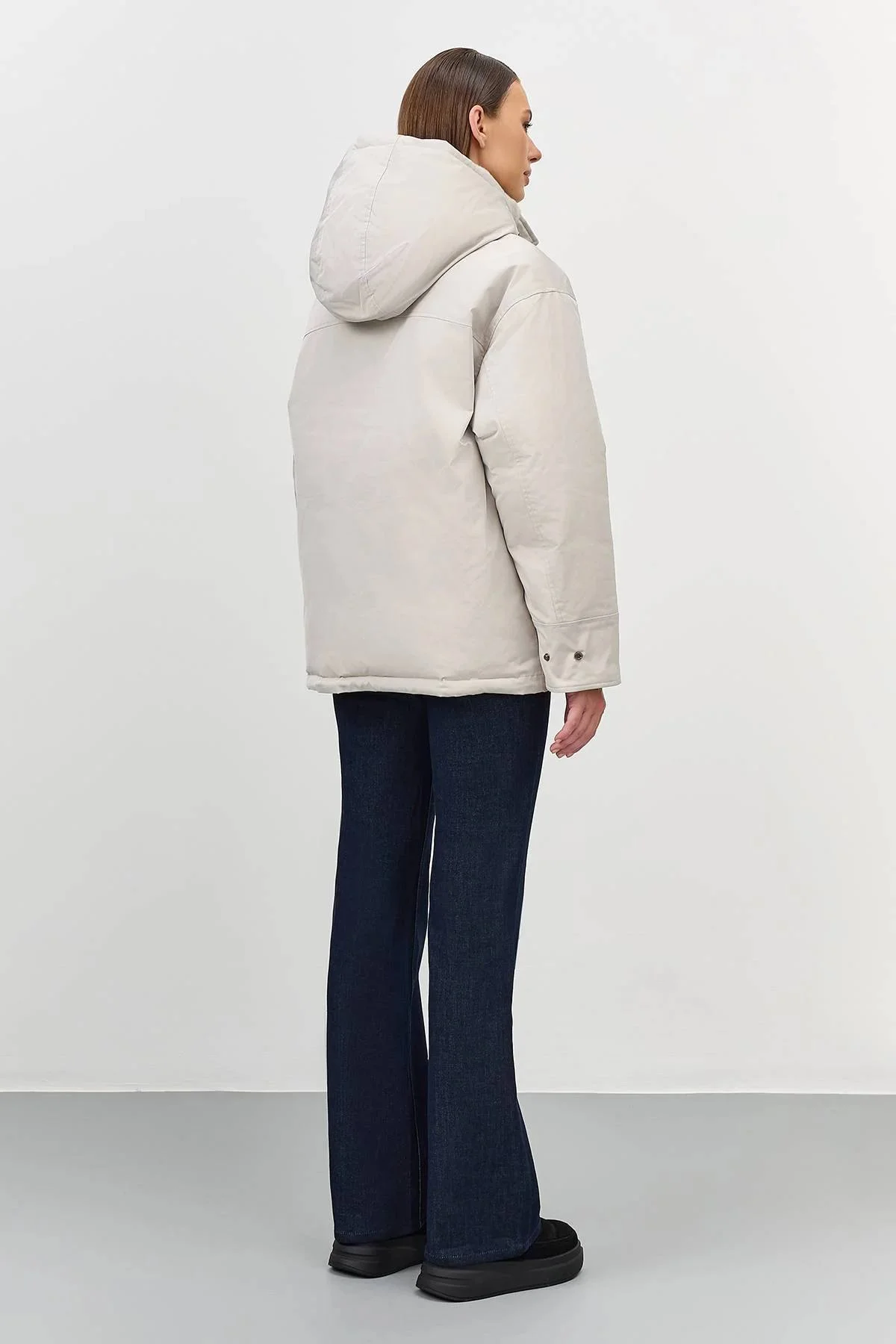 Минималистичная куртка с вязаным воротником, 50