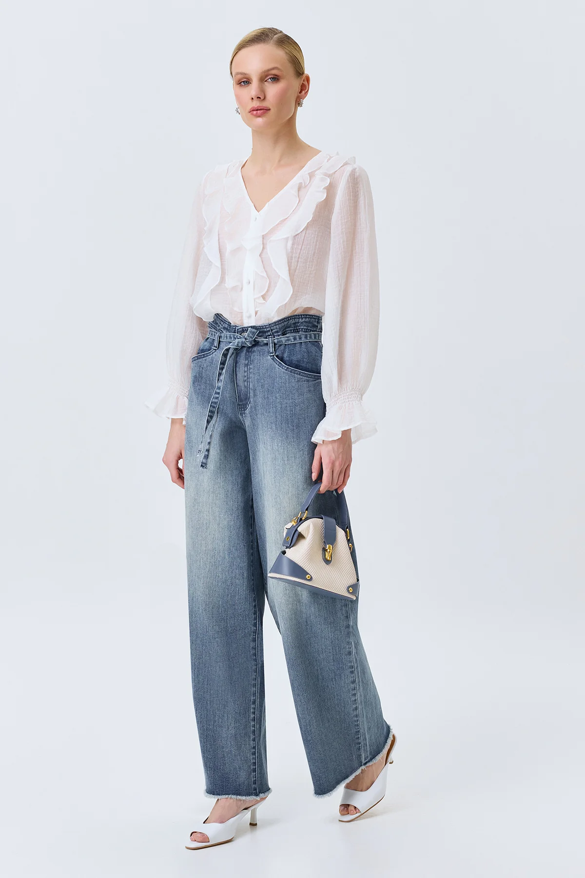 Романтичная блузка с воланами, 42