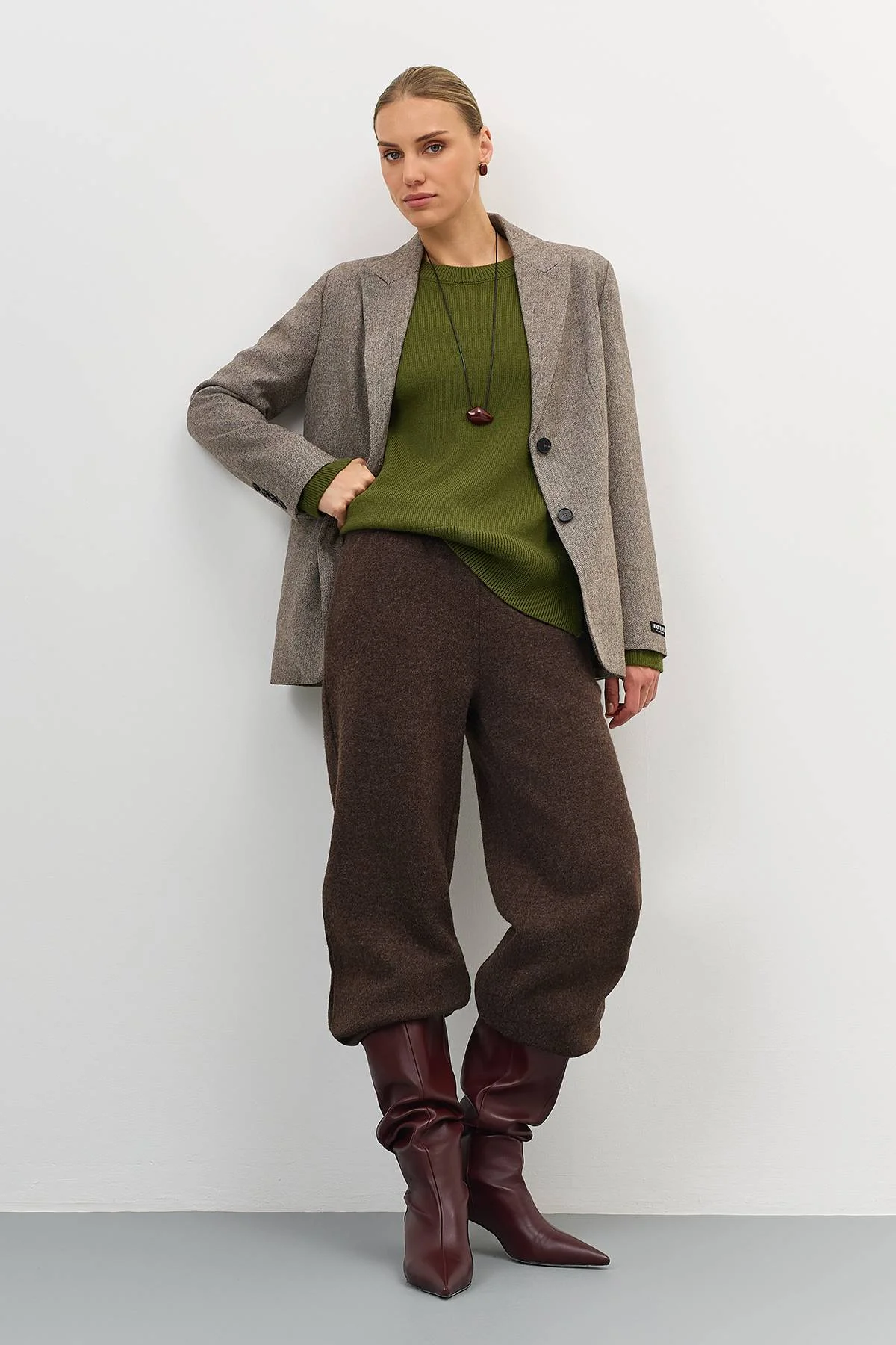 Лимитированная серия теплые трикотажные брюки и ремень, 50 Лимитированная серия теплые трикотажные брюки и ремень, 50