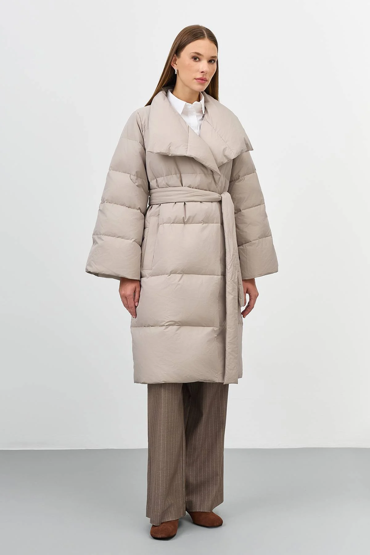 Лимитированная серия пуховое пальто с палантином, 40