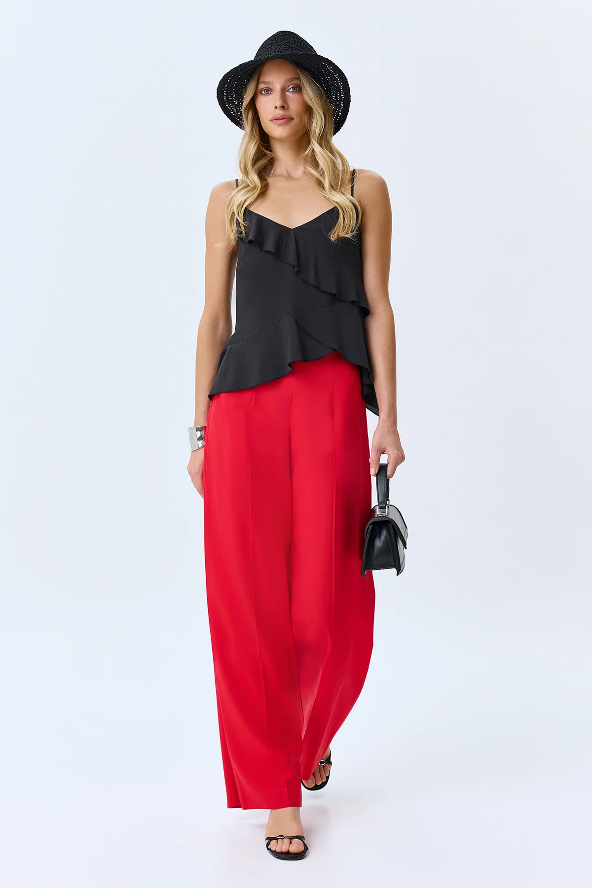 Топ с асимметричными воланами, 44