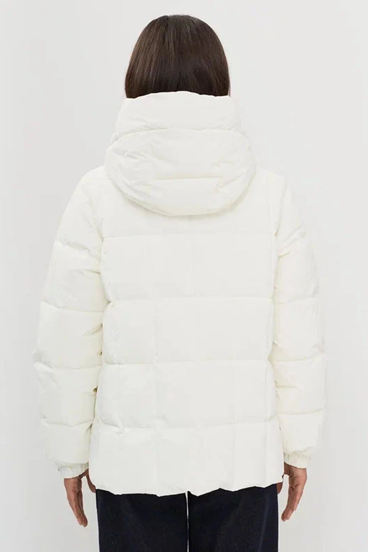 Куртка с декоративной тесьмой по линии капюшона, 52р