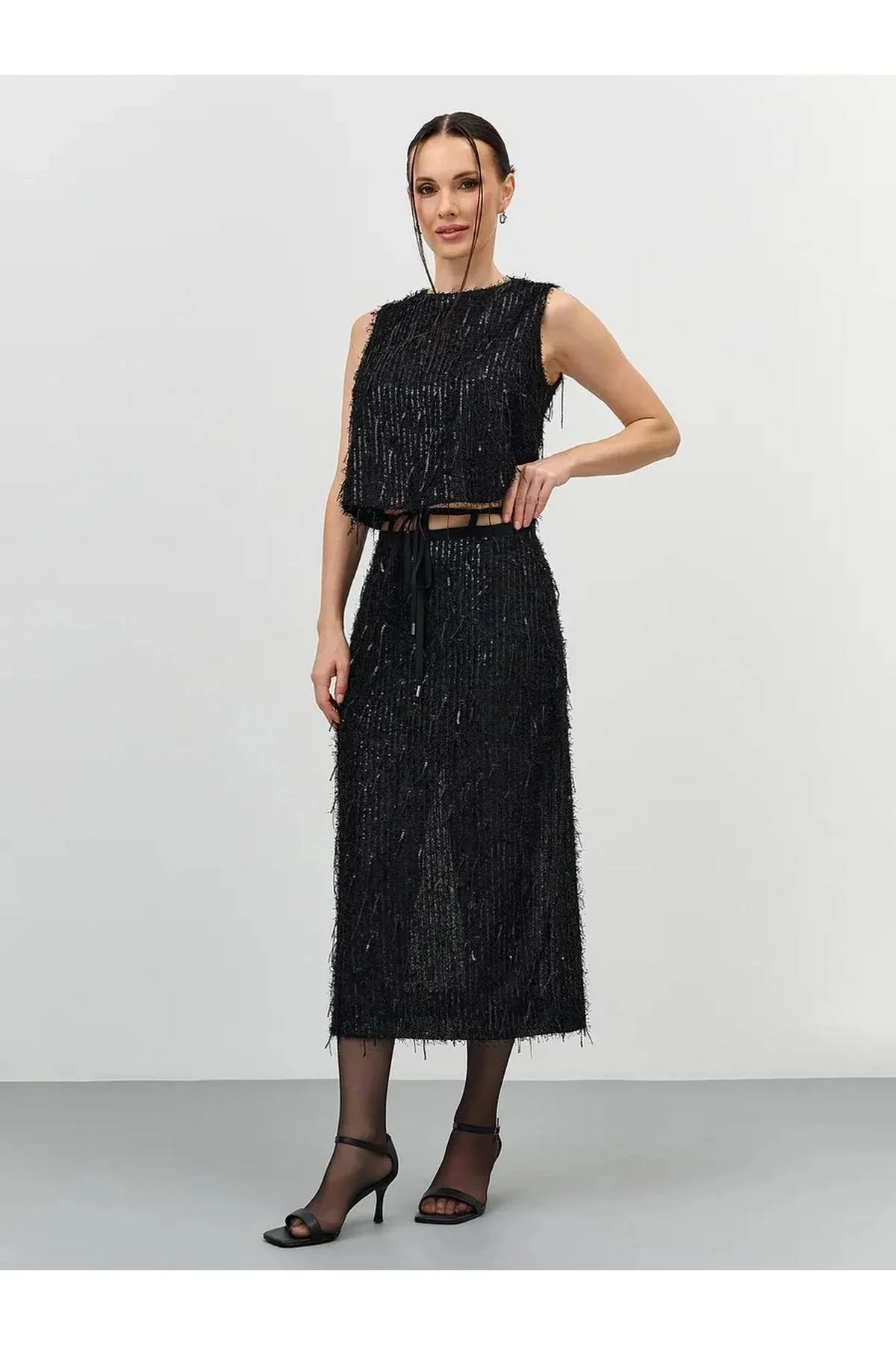 Юбка с пайетками и бахромой, 48