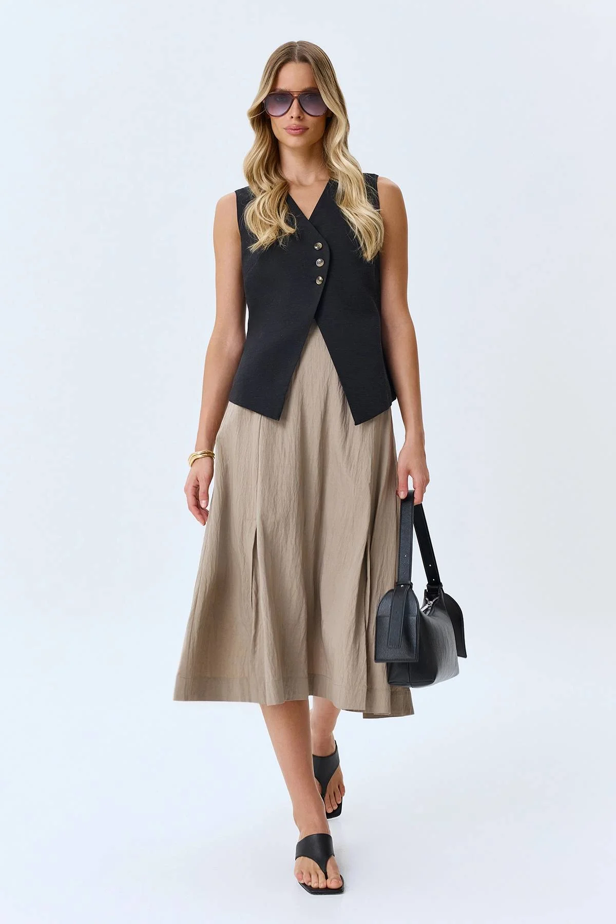 Удлиненный жилет с асимметричной застежкой, 46