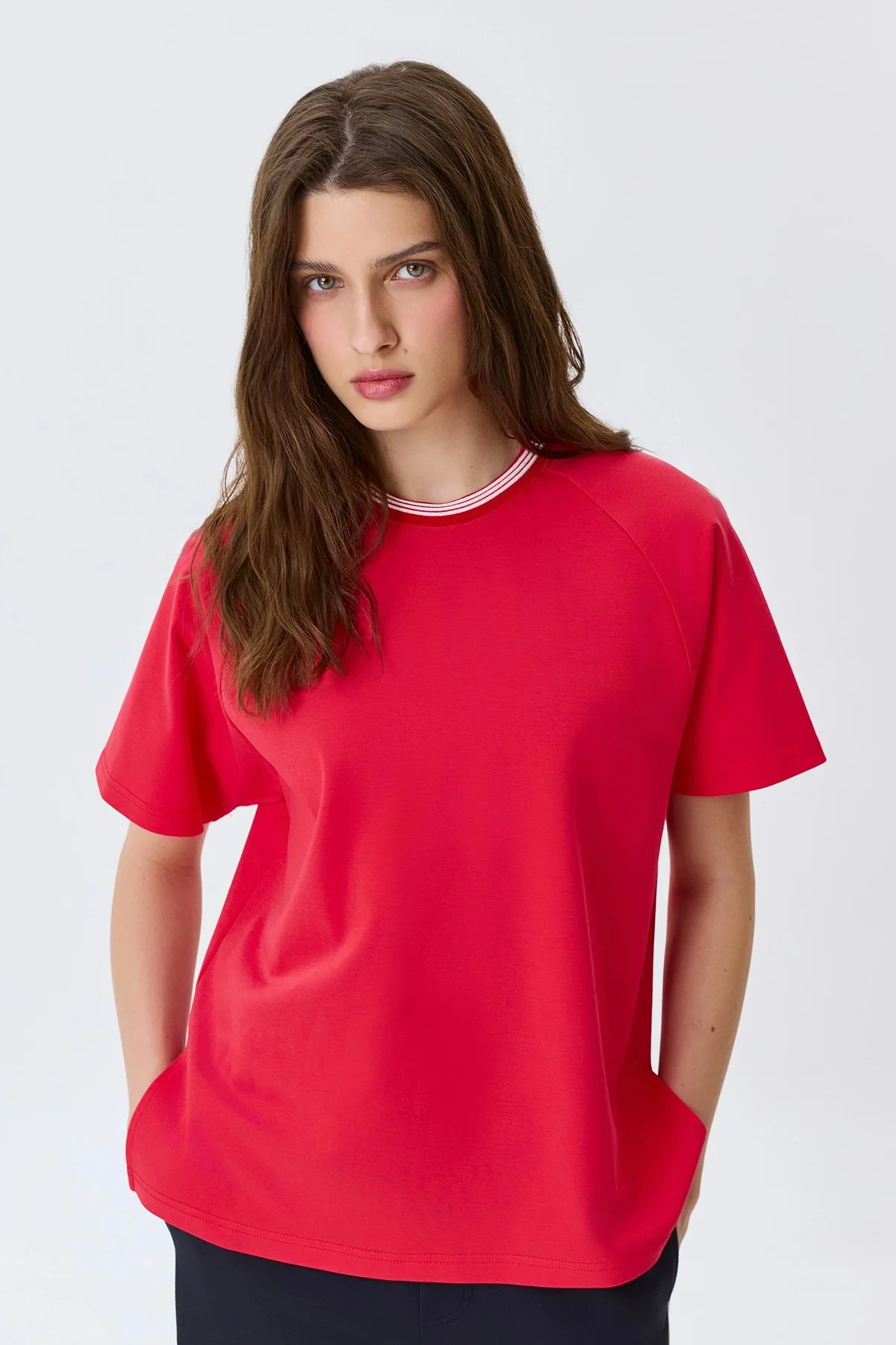 Яркая футболка из 100% хлопка, 42