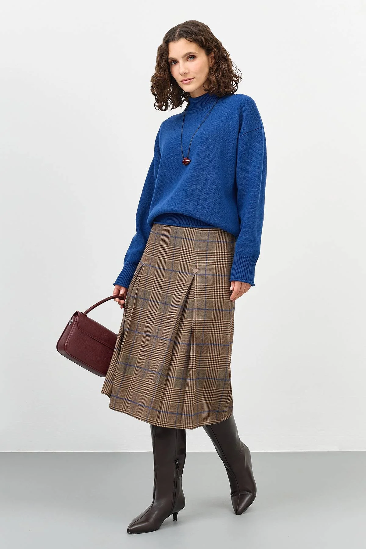 Яркий джемпер из смесового хлопка, 50